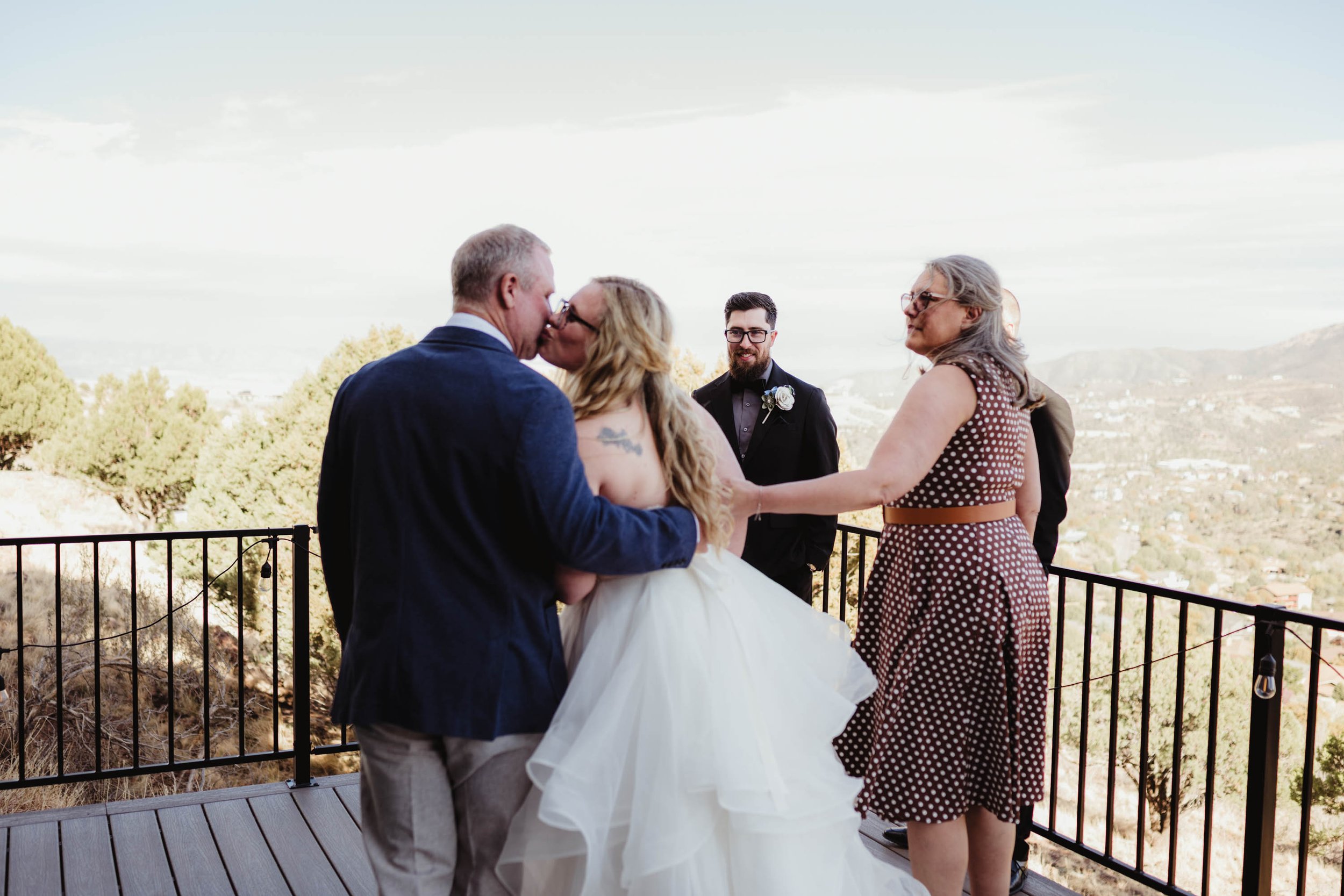 What You Need to Elope - Amber Garrett Photography-21.jpg