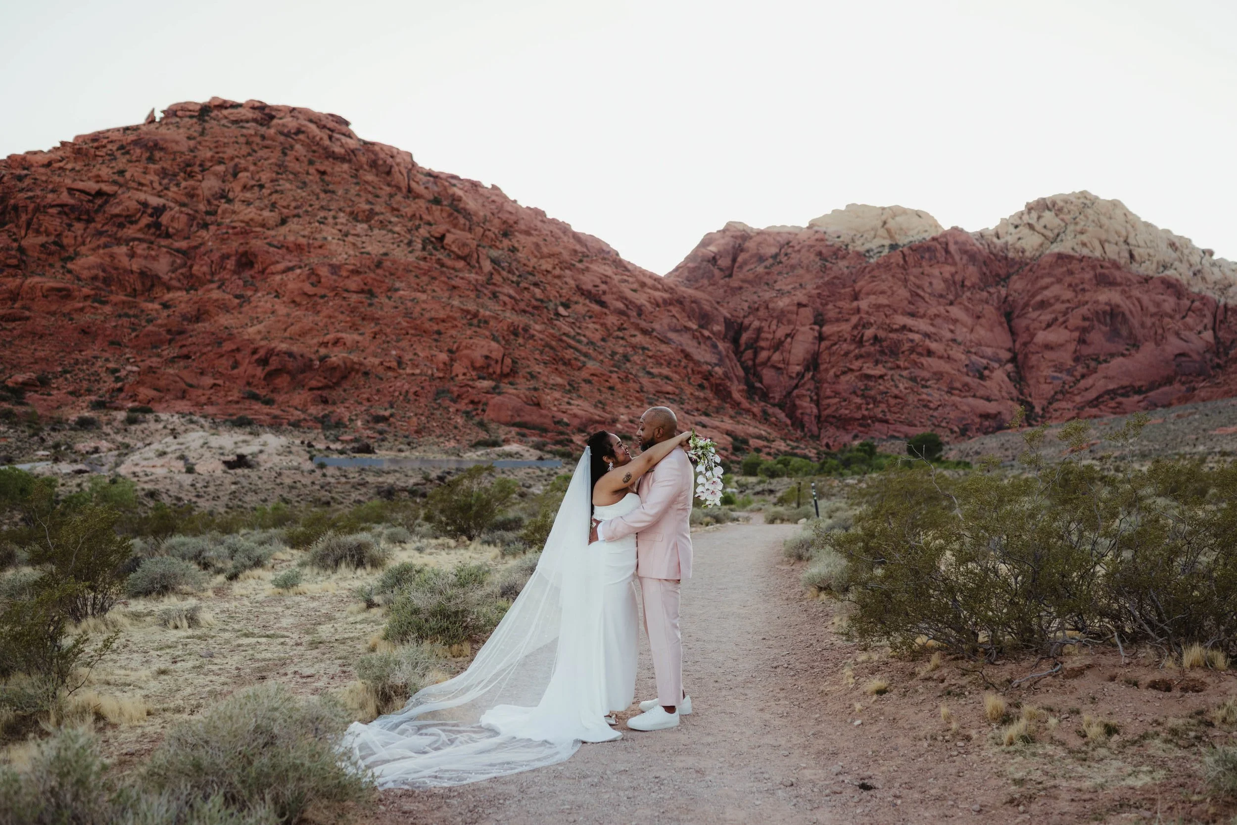 Las Vegas Elopement Pictures - Amber Garrett Photography-1.jpg