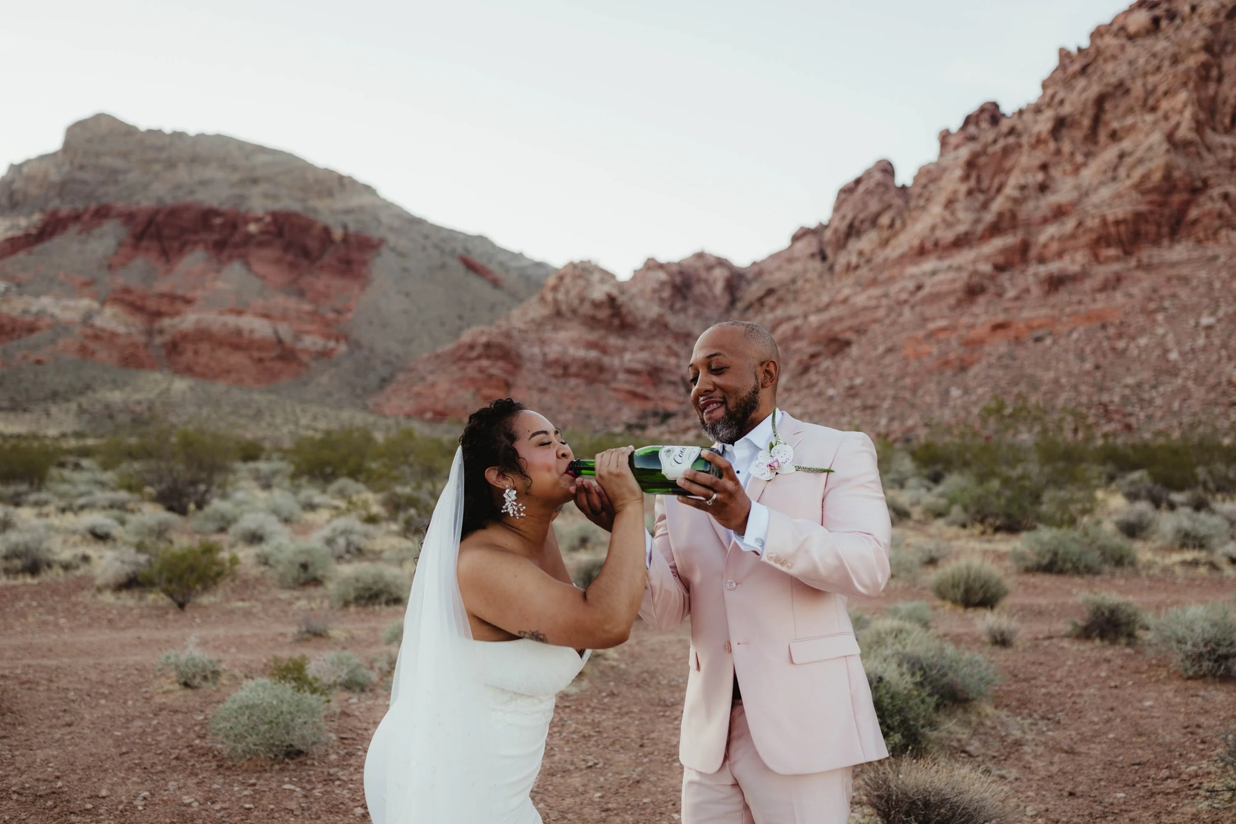 Las Vegas Elopement Pictures - Amber Garrett Photography-12.jpg