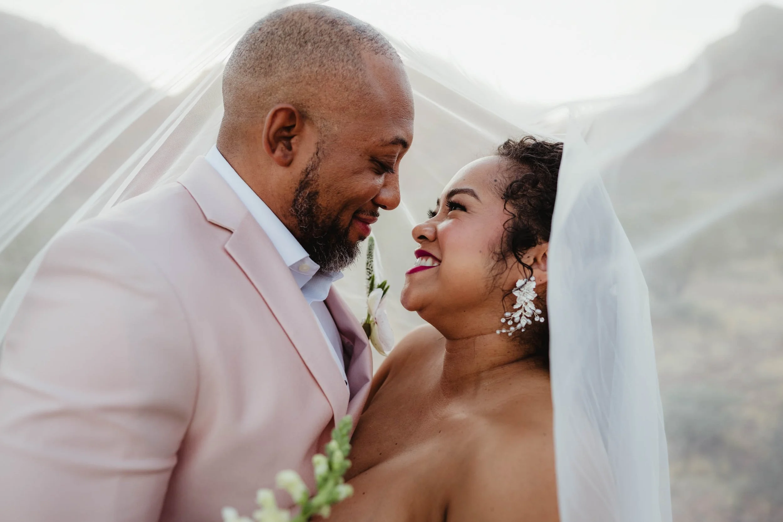 Las Vegas Elopement Pictures - Amber Garrett Photography-18.jpg