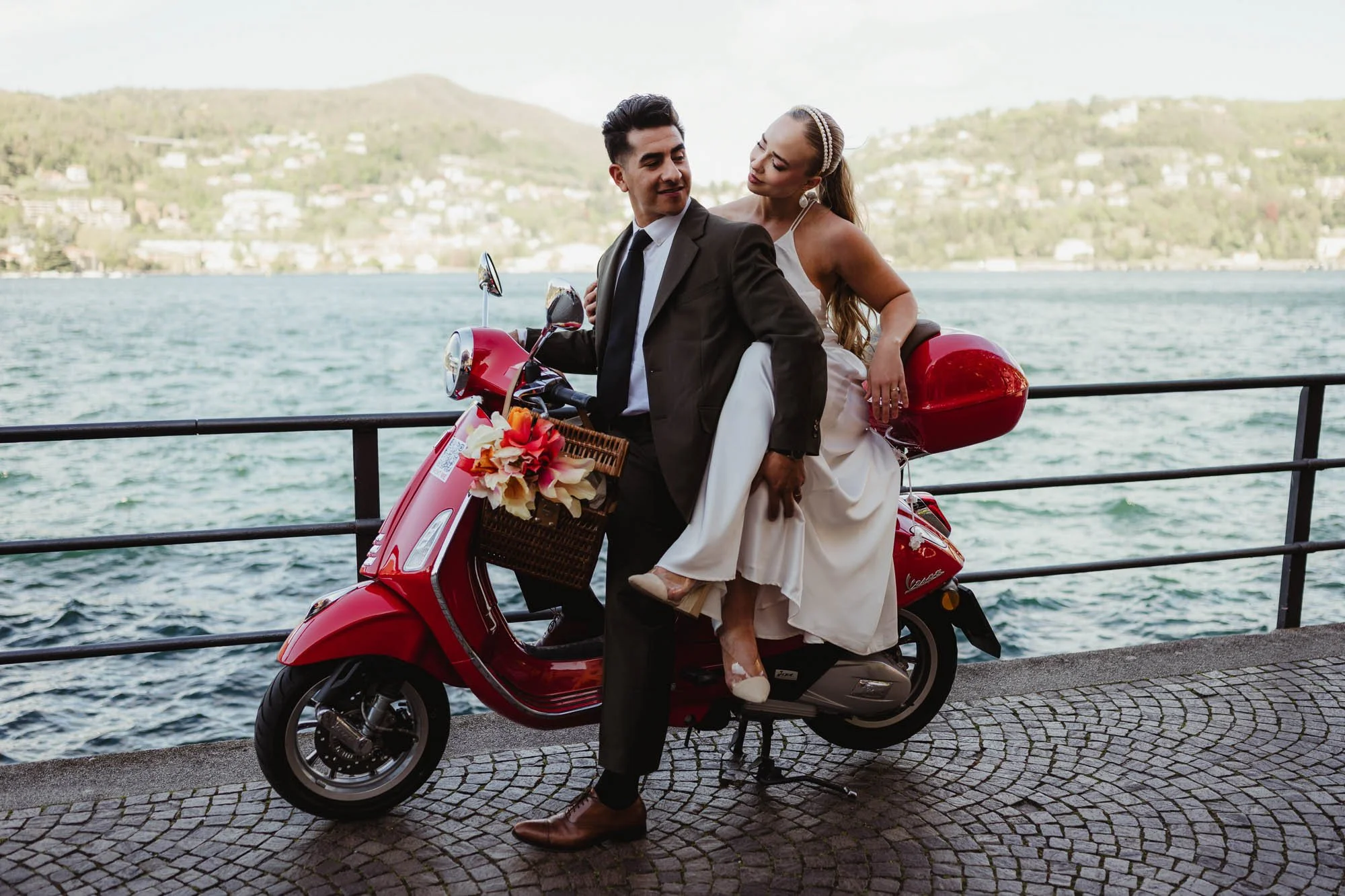 International Elopement Guest Experience Tips - Amber Garrett Photography-4.jpg