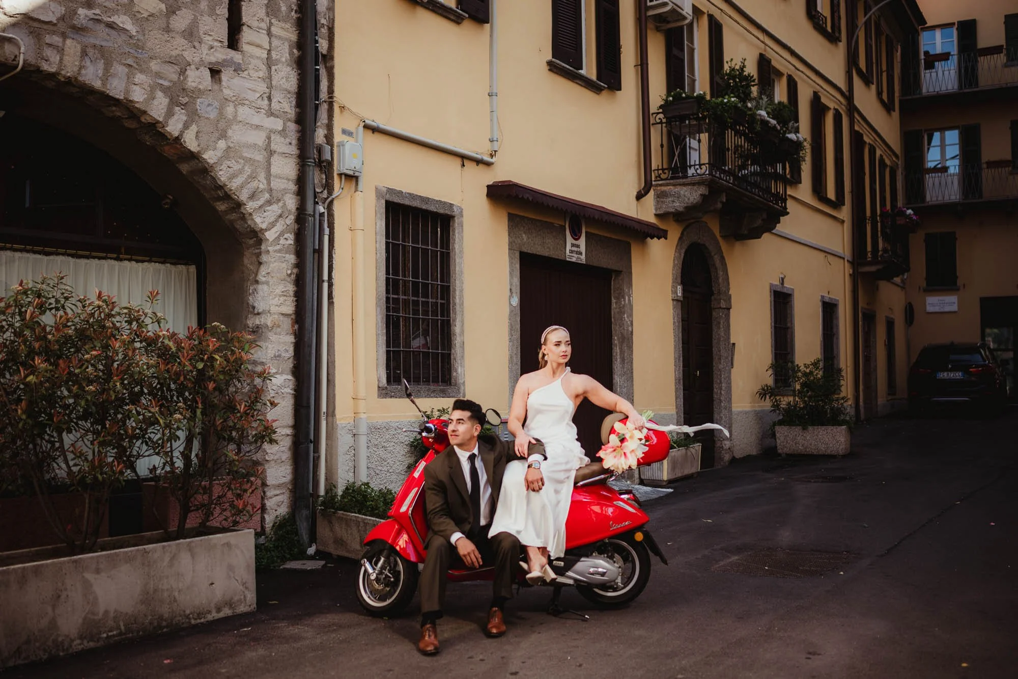 International Elopement Guest Experience Tips - Amber Garrett Photography-16.jpg