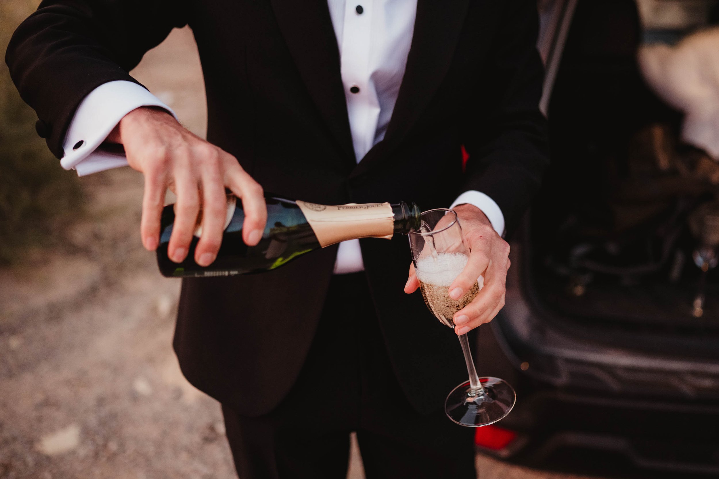 What to Know About a Desert Elopement - Las Vegas Elopement Photographer-28.jpg