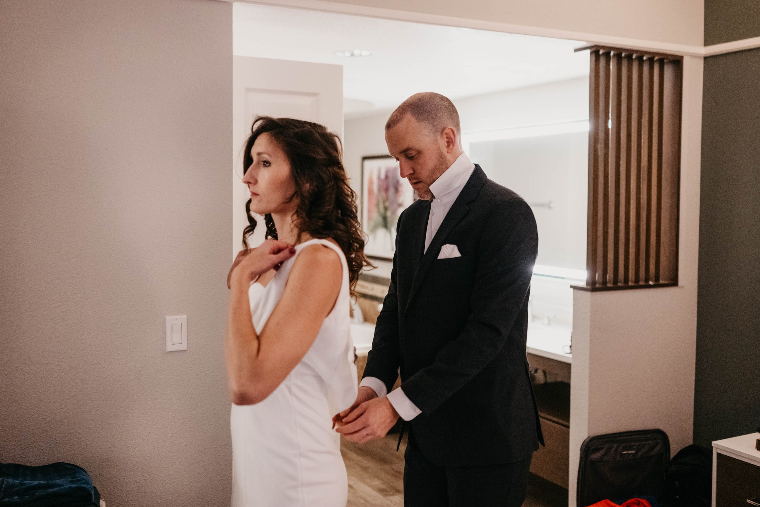 Uncommon Elopement Locations in Las Vegas - Las Vegas Elopement Photographer-4.jpg