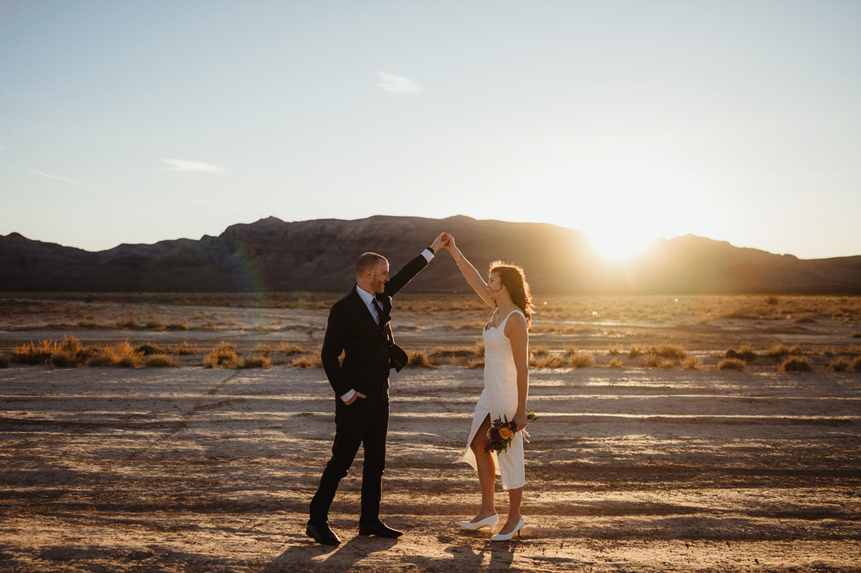 Sara and Nate - Amber Garrett Photography - 251.GIF
