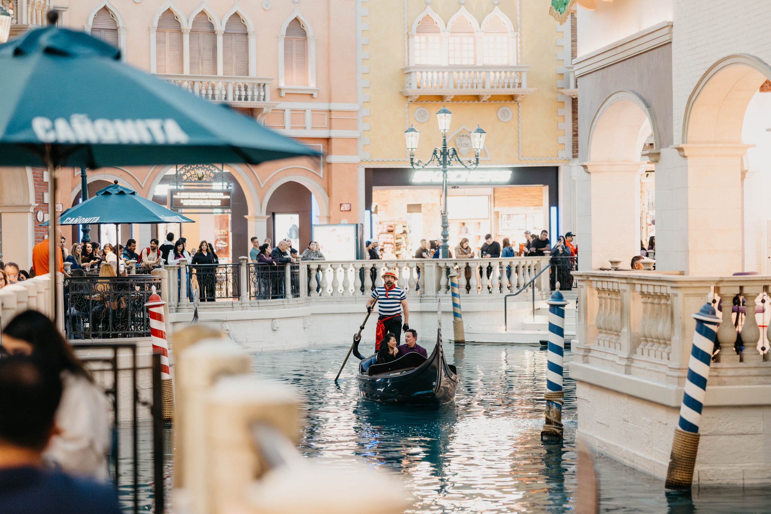 Proposal Planning and Speech Advice - Las Vegas Engagement Photographer-6.jpg