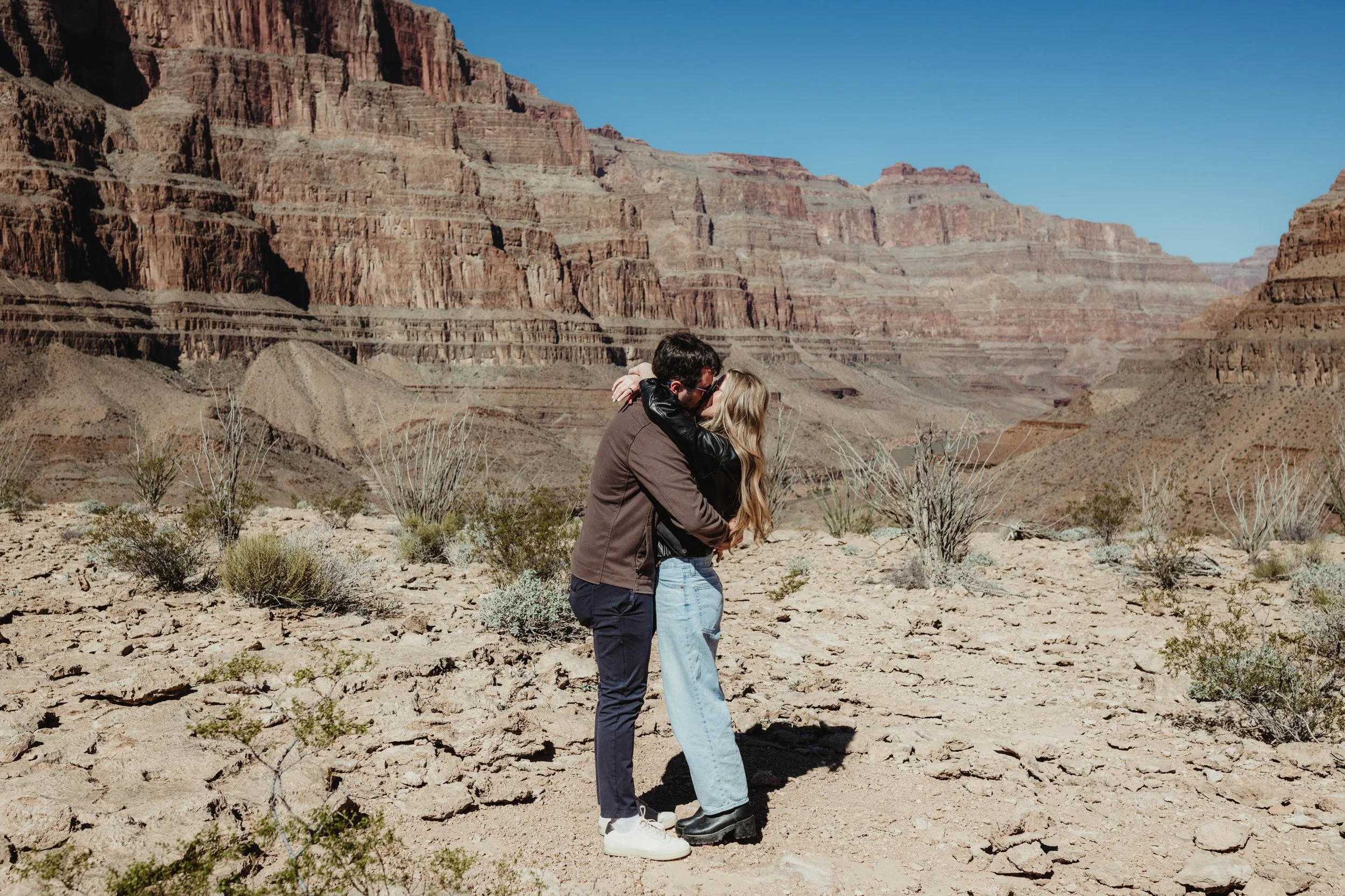 Planning a Helicopter Tour Proposal Las Vegas Elopement and Wedding Photographer-12.jpg