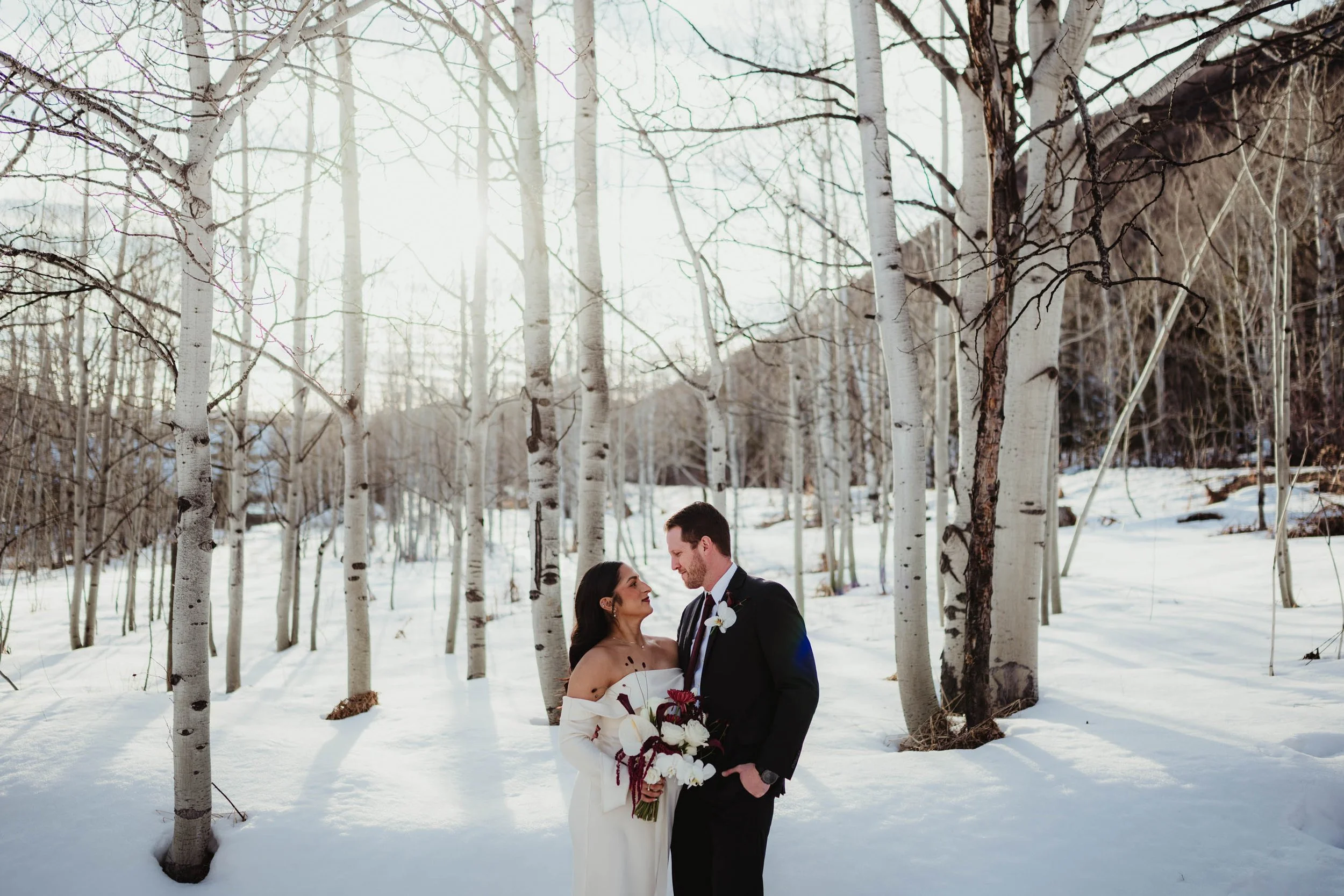 Building Your Elopement Timeline | Winter Wedding and Elopement Inspiration