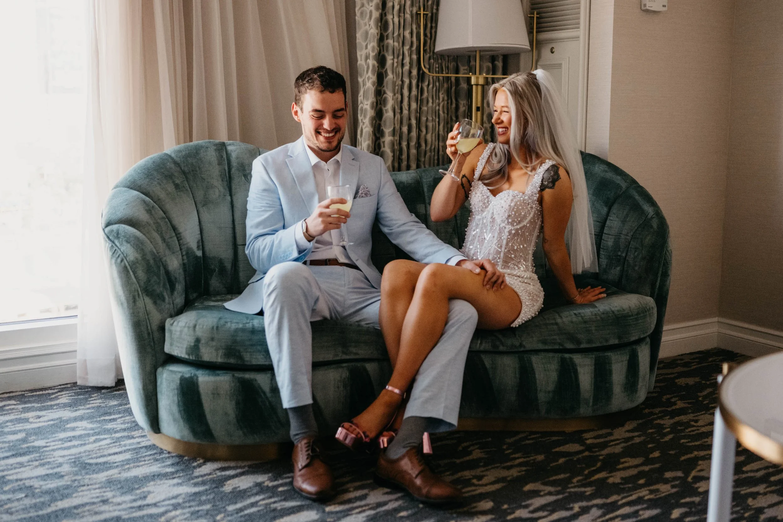 Best Getting Ready Hotels in Las Vegas | Las Vegas Wedding and Elopement Photographer