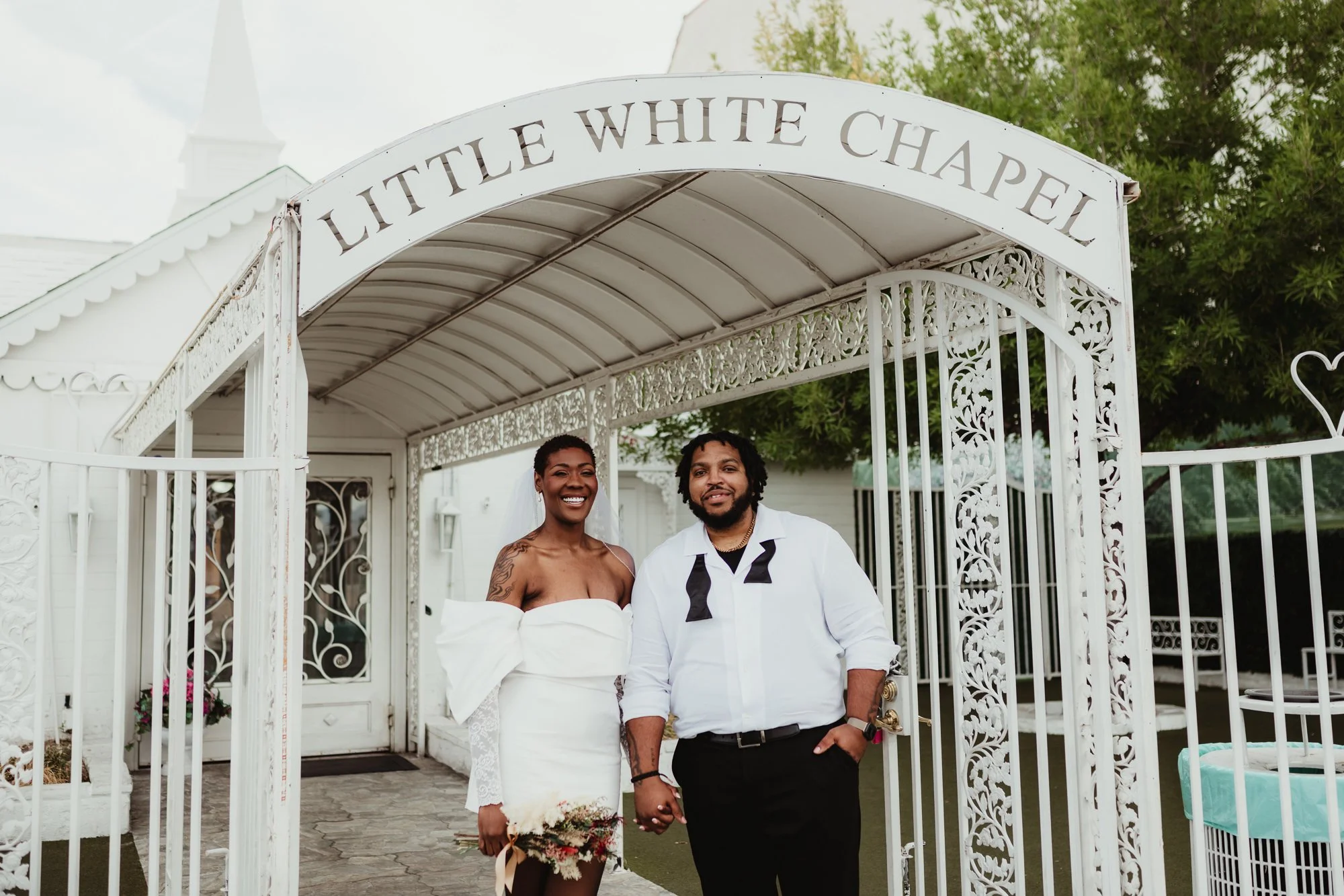 Little White Chapel Elopement - Amber Garrett Photography - 001.JPG