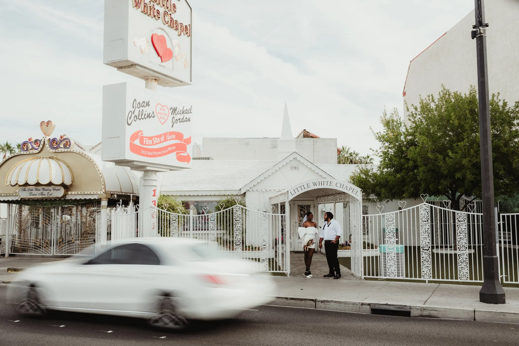 Little White Chapel Elopement - Amber Garrett Photography - 004.JPG