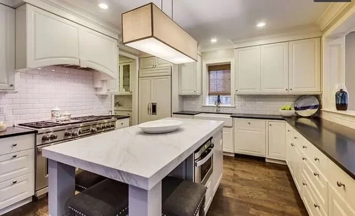 staging kitchen 3.JPG