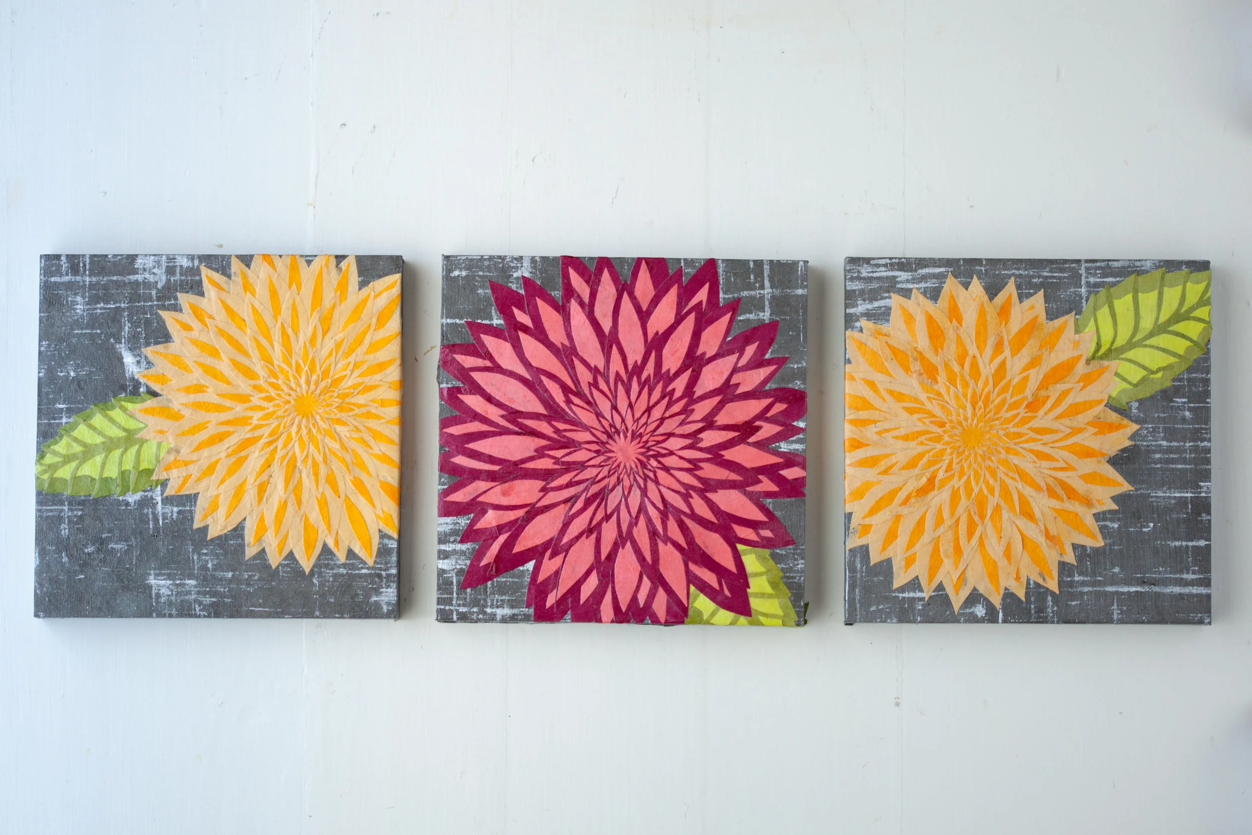 Dahlia Trio
