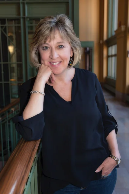Christine Bauer Headshot.jpeg