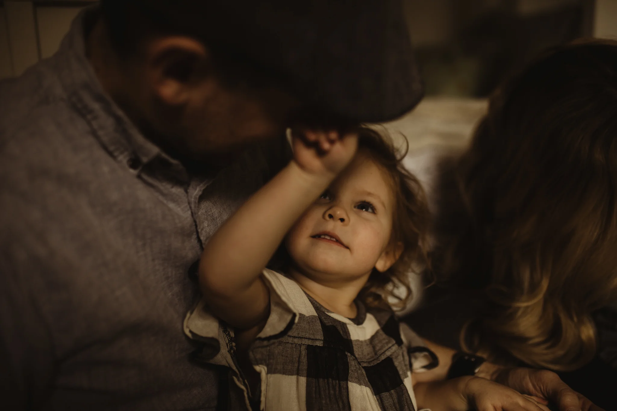 in-home lifestyle session milwaukee photographer-34.jpg