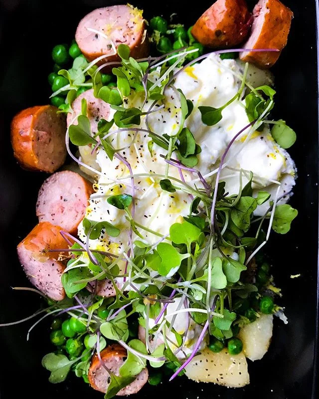 Finally tried @traderjoes cauliflower gnocchi... and oh my gosh is it good! Tried a recipe by my bff @nbuzina. Lemon juice and zest 🍋 , English peas, ricotta, basil 🌿 and chicken sausage make up this light and filling dinner. Recipe coming soon on 