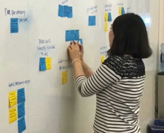Synthesizing information from user interviews