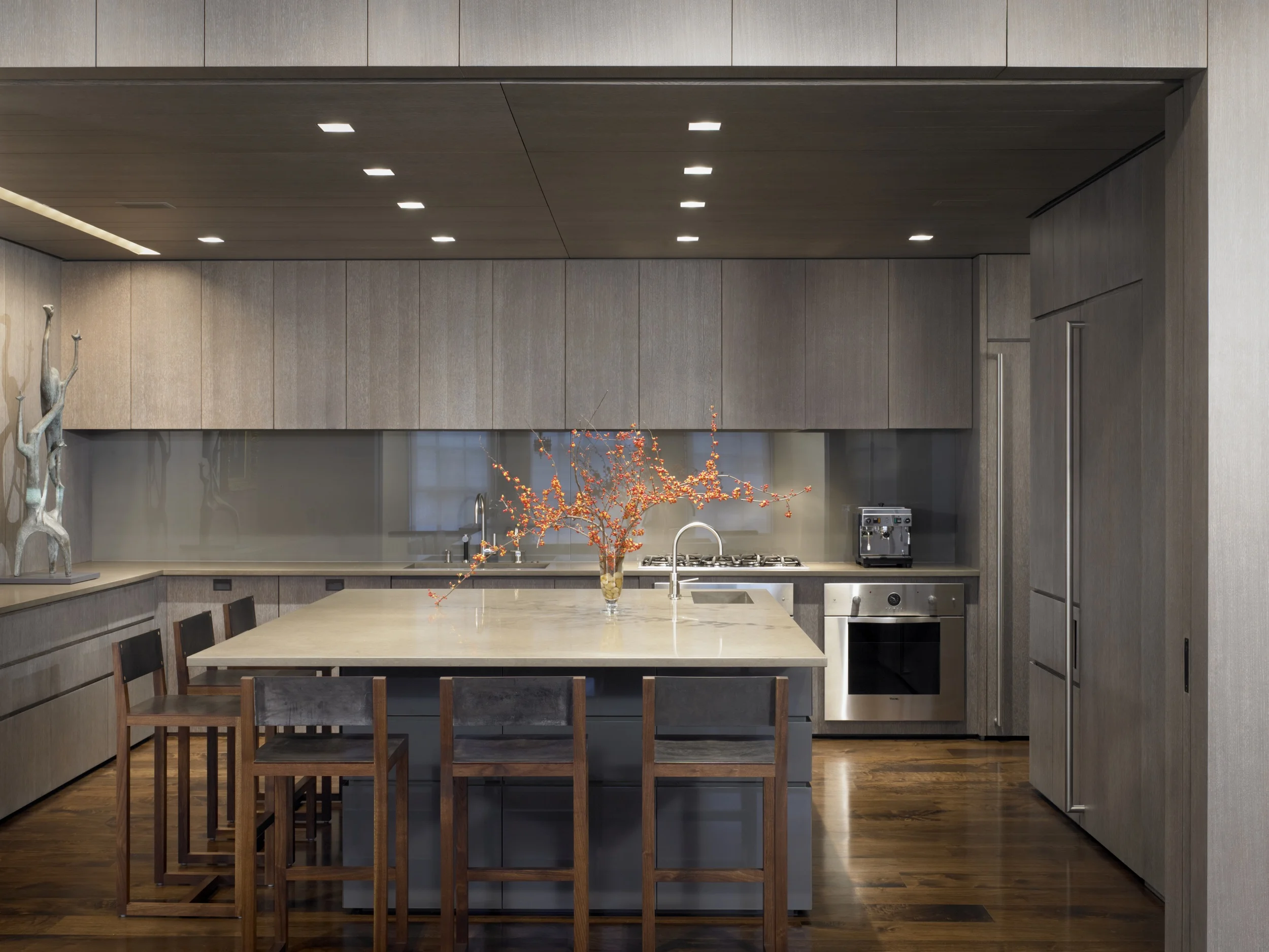 Hokemeyer_005_N Kirkman_10 Kitchen Overall_300dpi_18.1x13.6_rgb.jpg