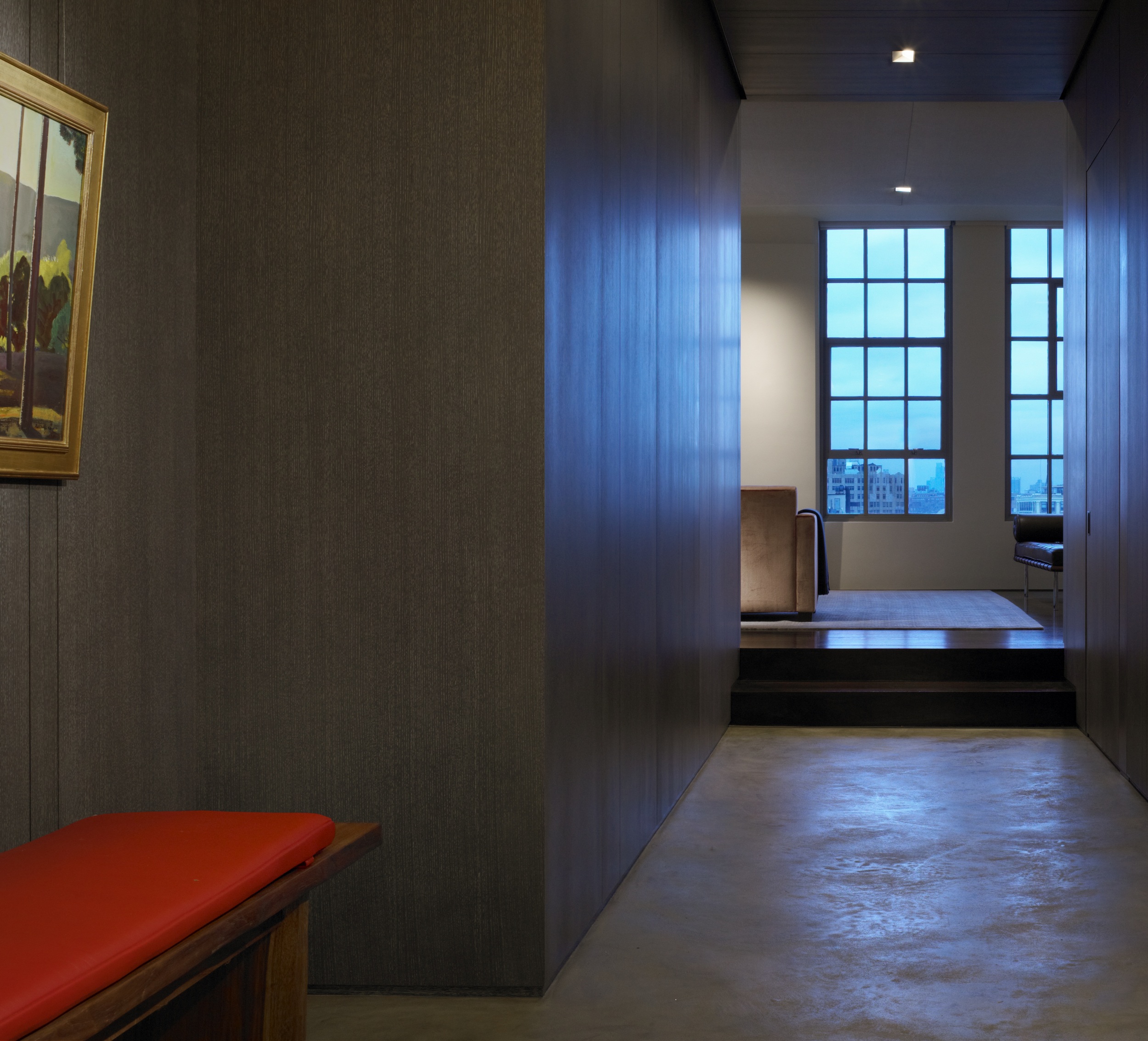 Hokemeyer_014_N Kirkman_1 Entrance Corridor_300dpi_14.3x13_rgb.jpg