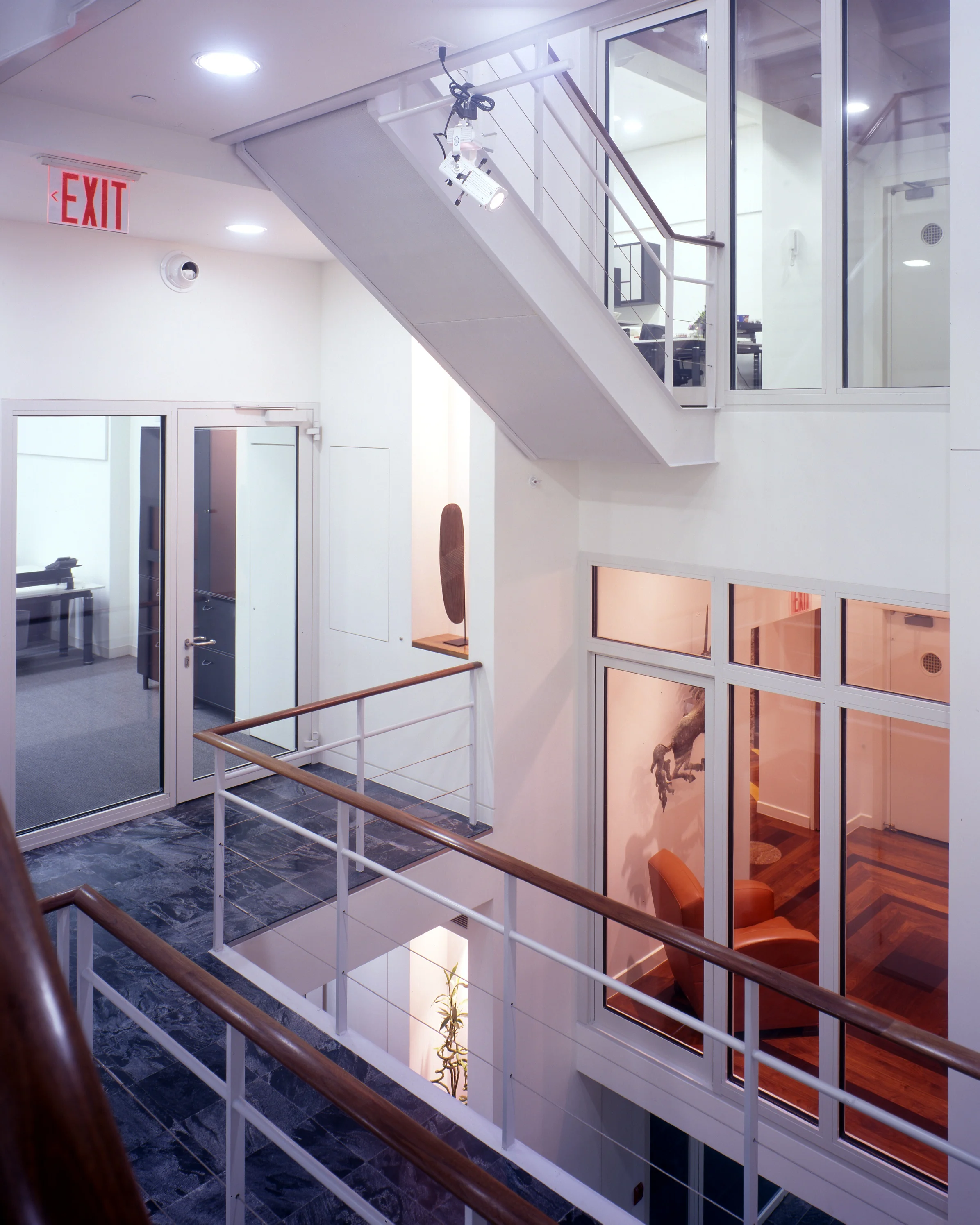 OFFICE1.jpg