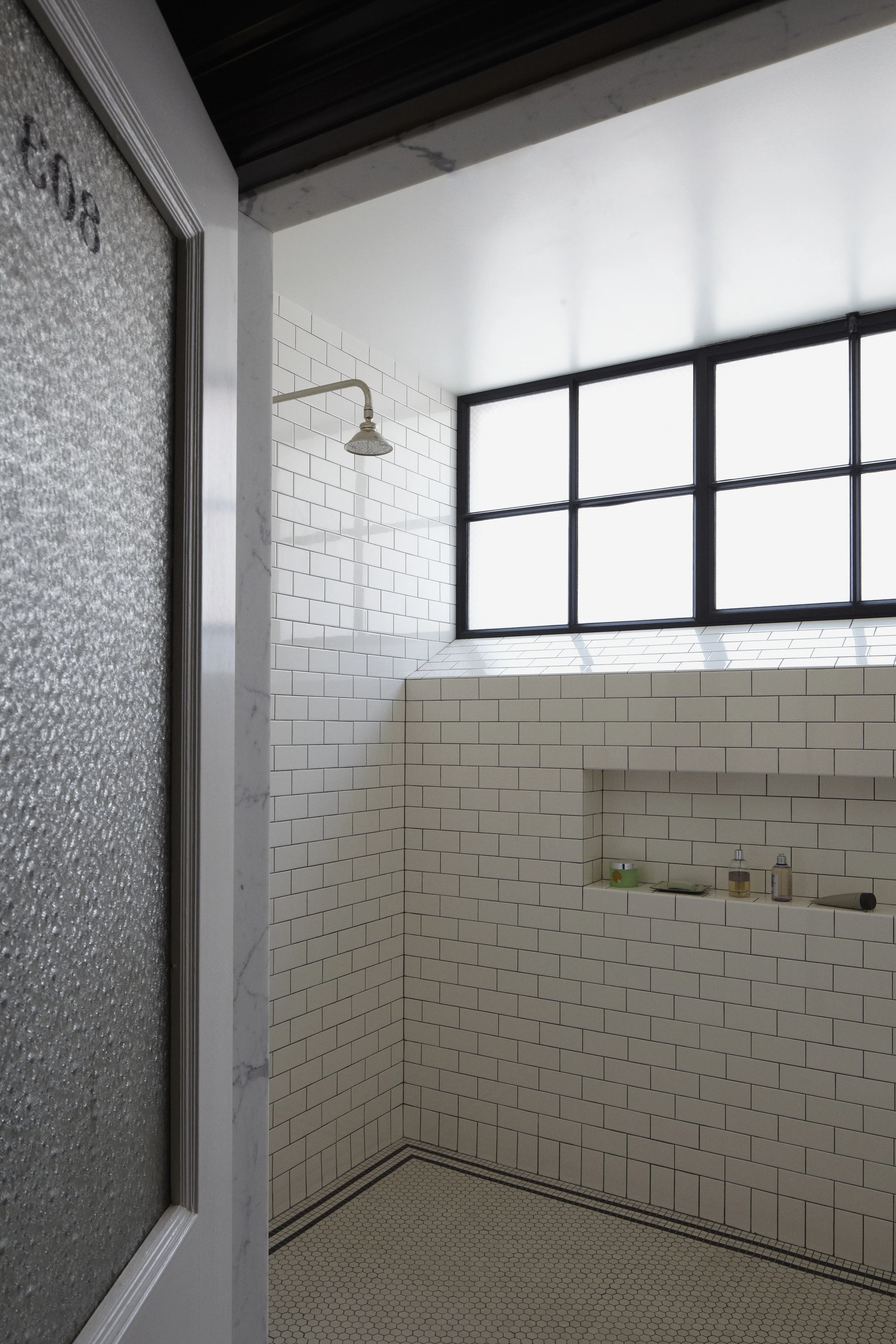 WA_Scherer_Cooper_Shower_008.jpg