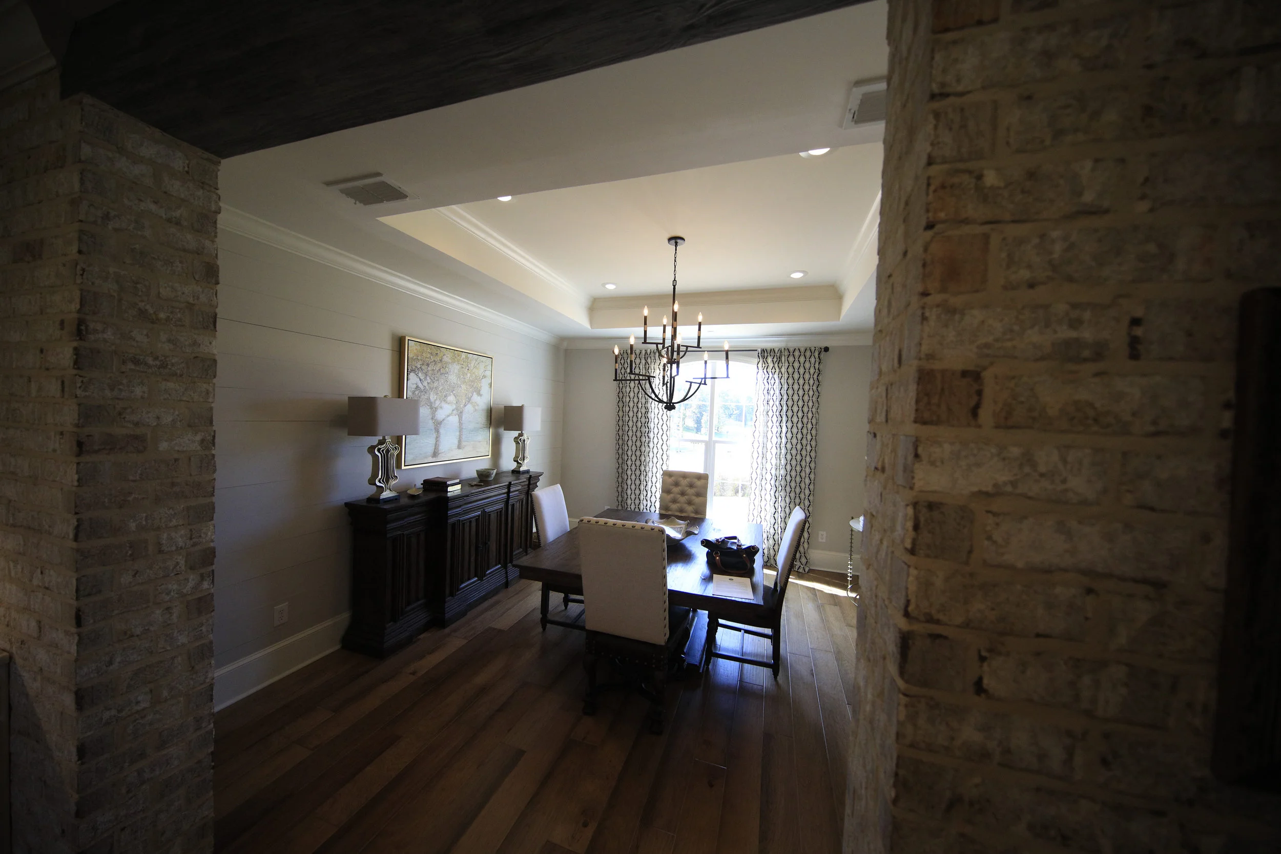 _C6A89252019-08-28 DAY LILLY NEW HOUSE PRE MOVE .JPG