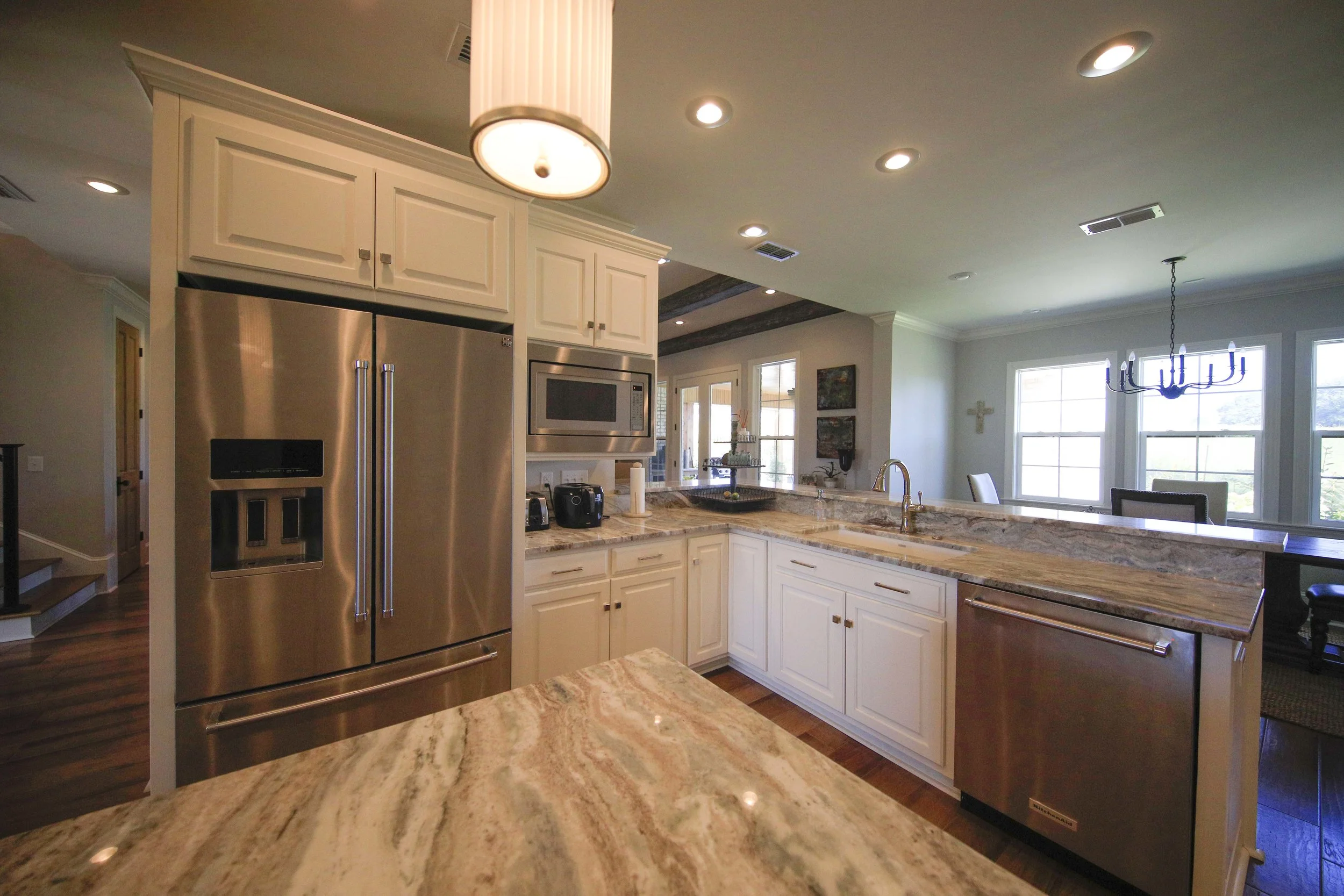 _C6A89742019-08-28 DAY LILLY NEW HOUSE PRE MOVE .JPG