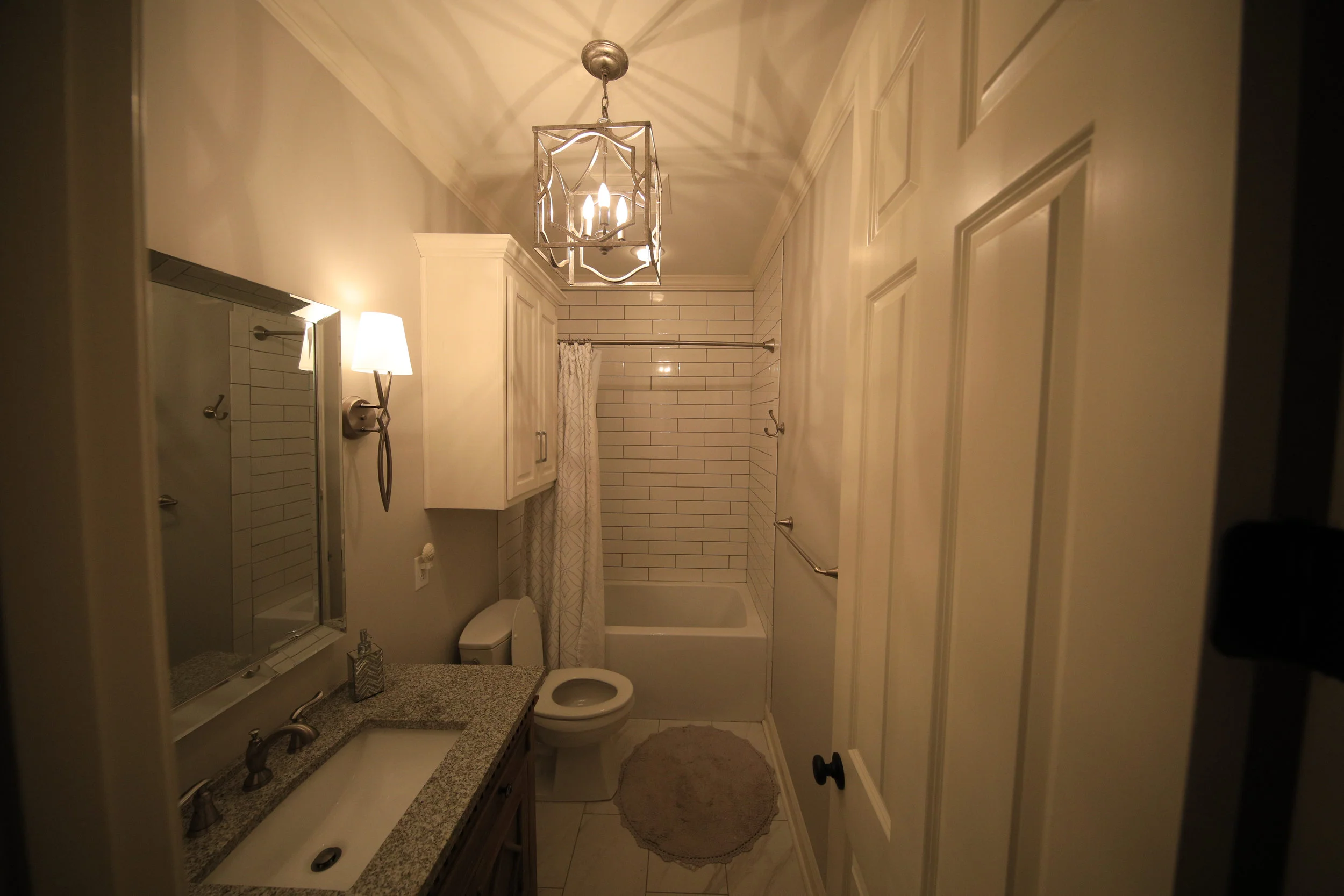 _C6A89982019-08-28 DAY LILLY NEW HOUSE PRE MOVE .JPG