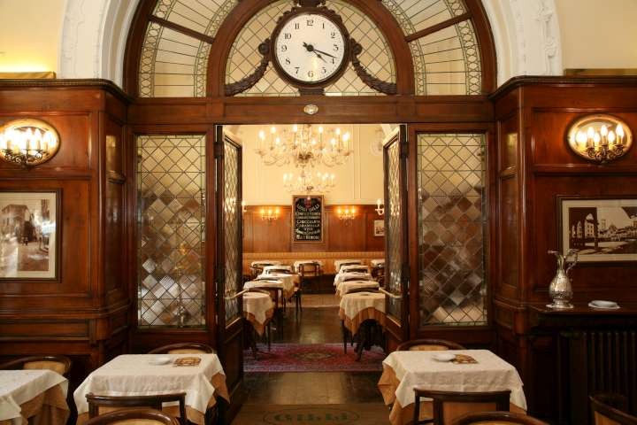 Gilli: The oldest café in Florence