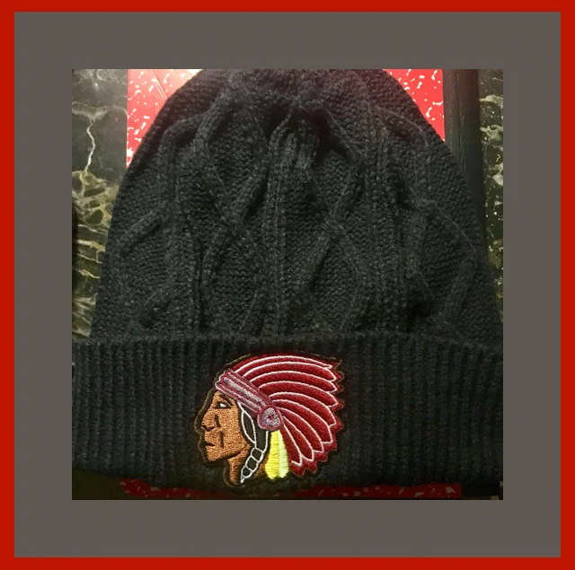 Indian Burning Flag Cableknit Beanie (Charcoal)