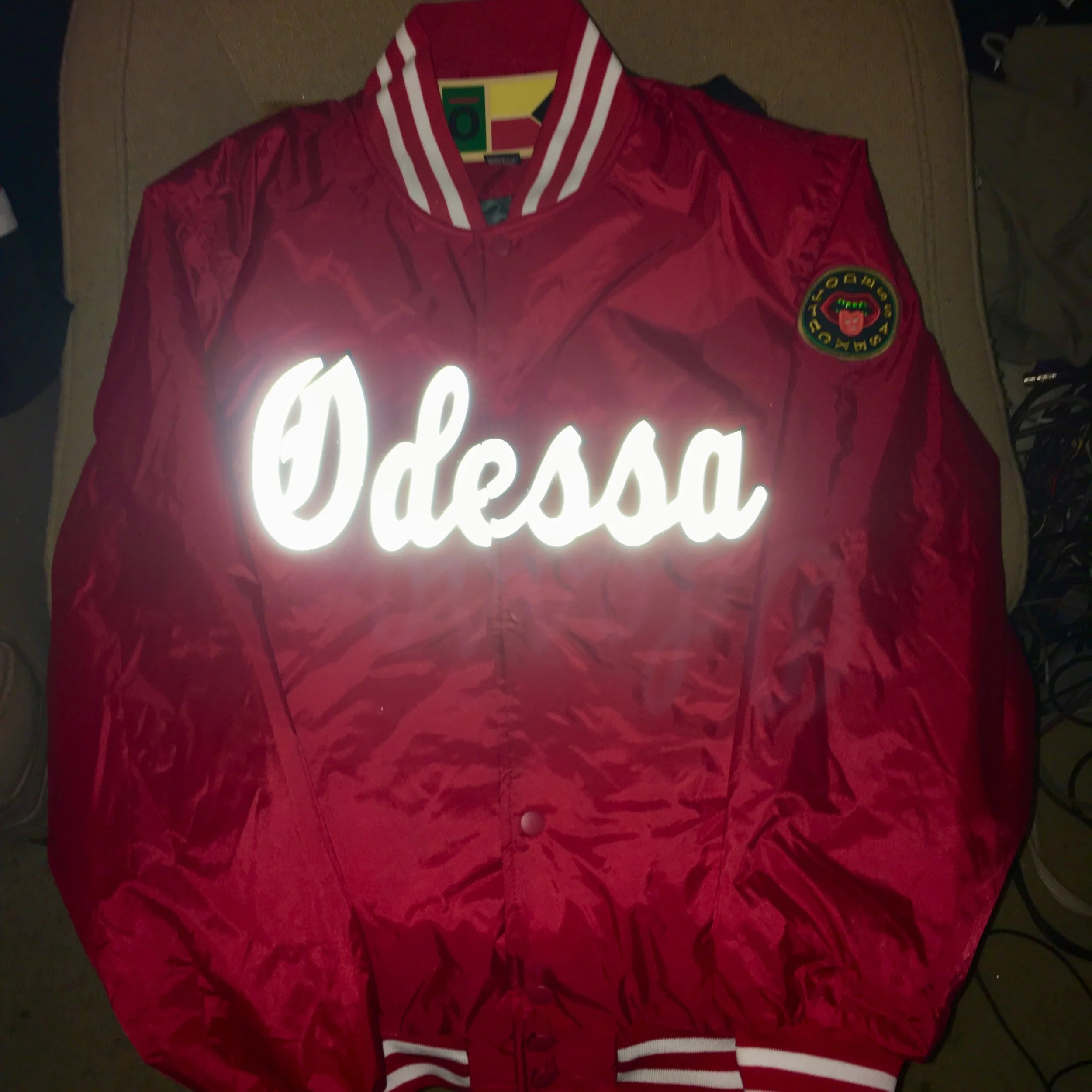 25778EF3-1028-46F7-9CE3-D2BF2B865243