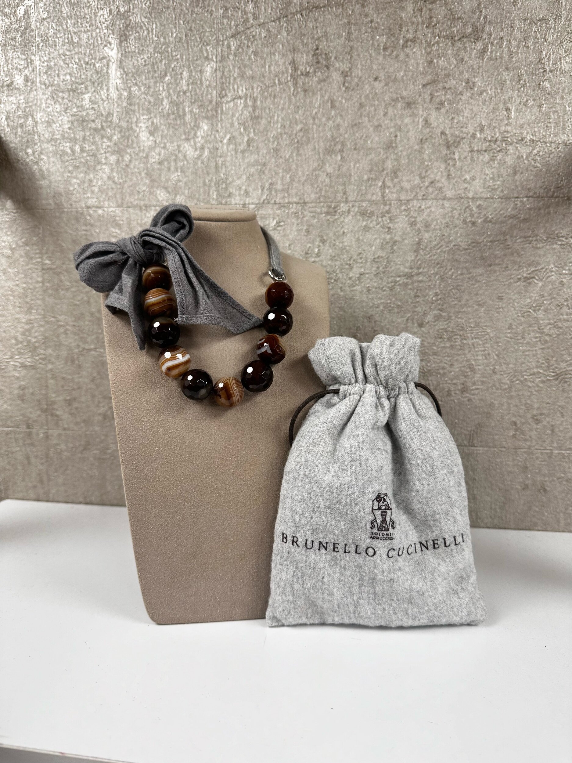 4F040857-8D6A-4FCA-8A8F-152D9C411A96