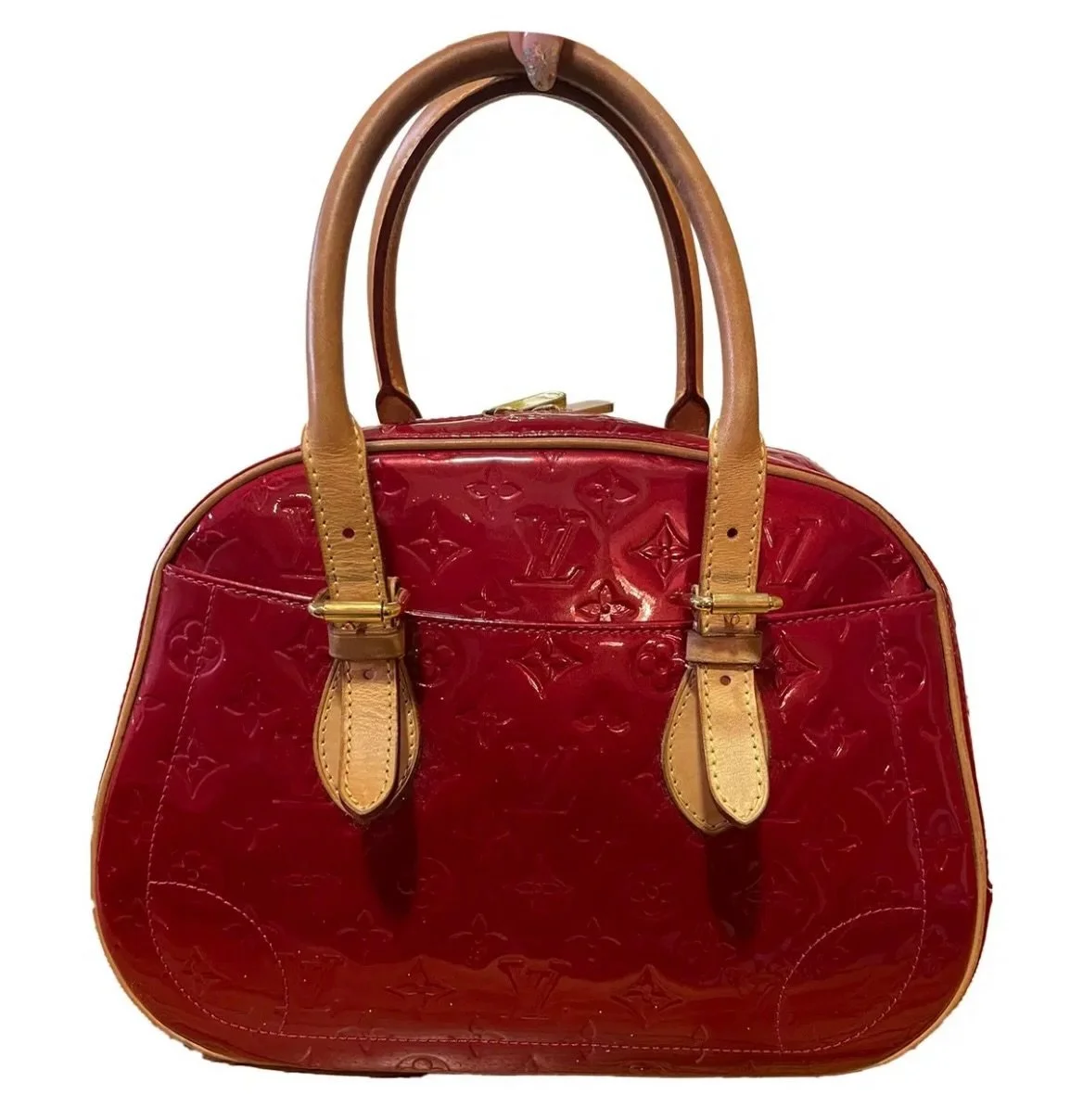 Which Louis Vuitton bag is your favourite?
Is it the red or the brown? 

#louisvuitton #louisvuittonbags #louisvuittonspeedy #prelovedbags #prelovedlouisvuitton