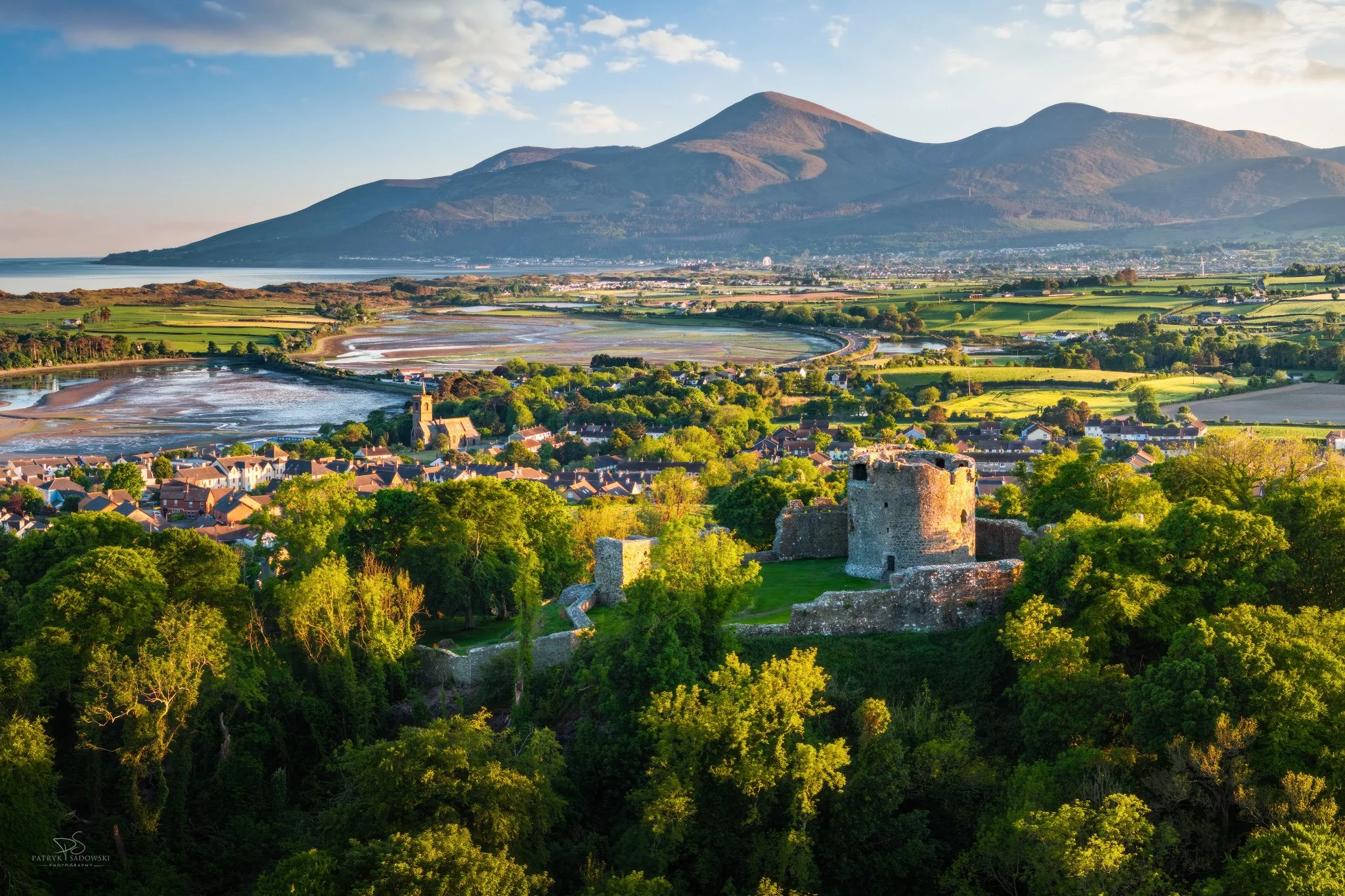 Dundrum Castle & Mourne Mountain