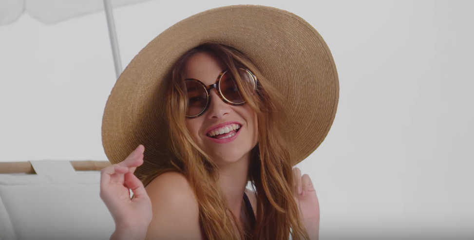 תעודת זהות - ים קספרס אנשל - תחרות מלכת היופי לשנת 2016