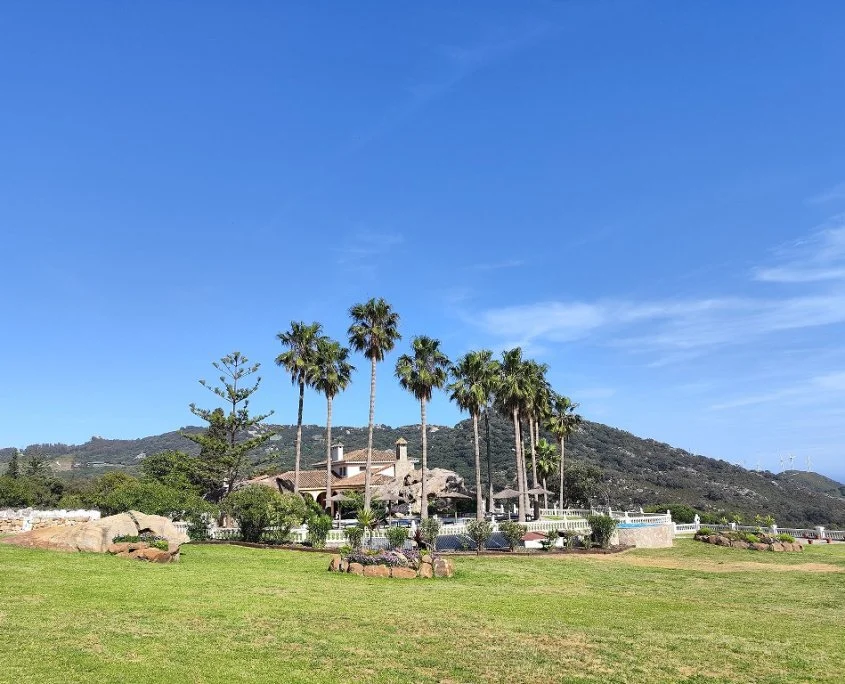 A Sea of Presence. Yoga and Meditation Retreat