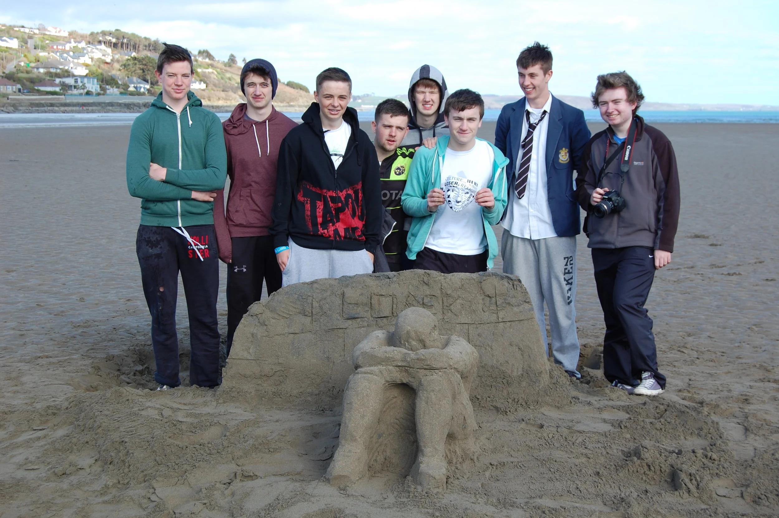 5th yr art class 2014 with sand sculpture fountainstown beach