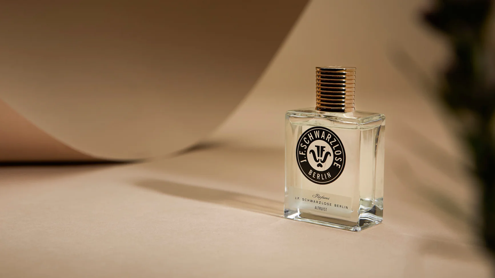H Parfums Editorial 5 1.jpg