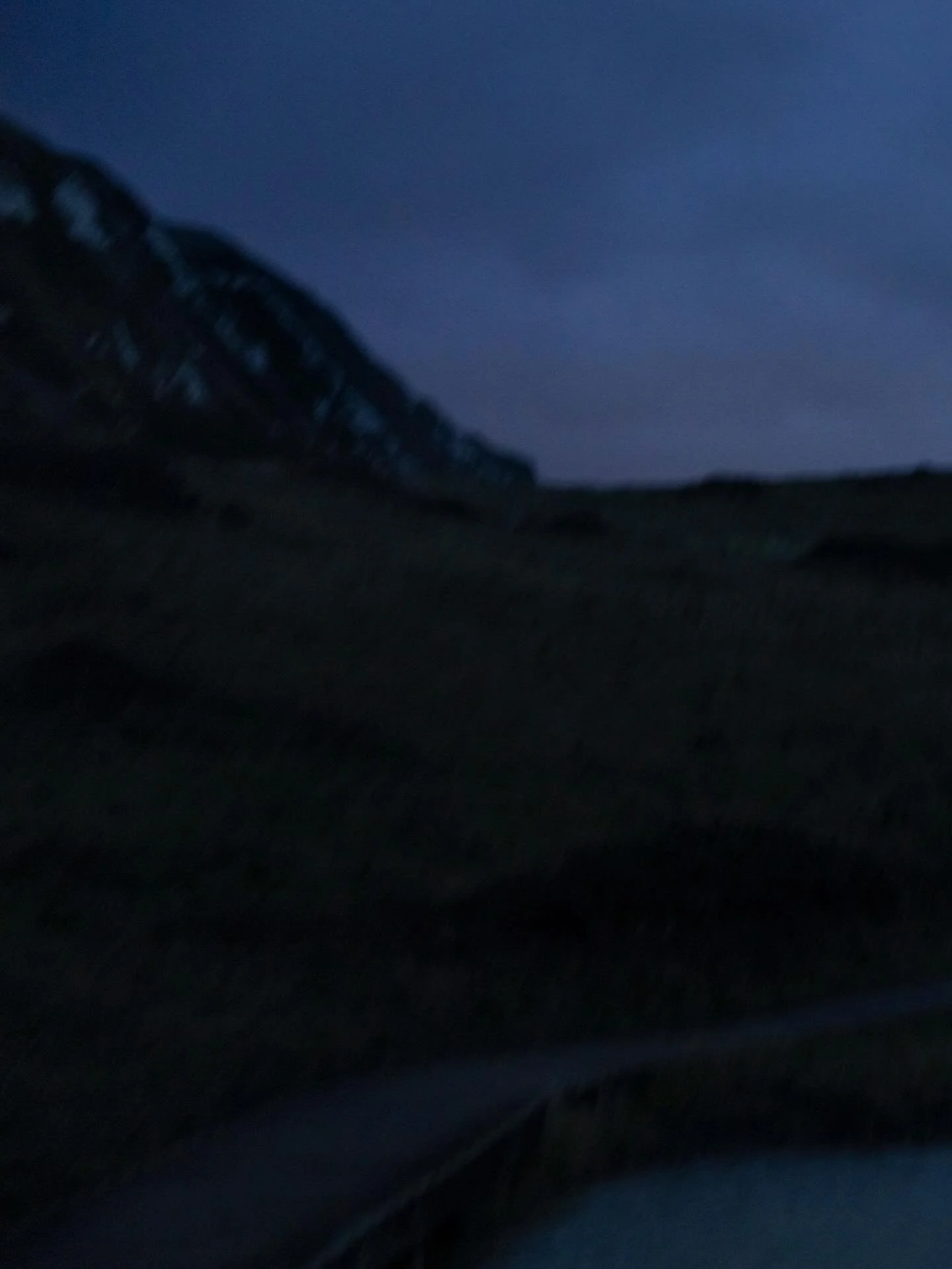 Haiku, after Kiarostami

&mdash;
Lone tree on the hill,
Kindled sparks wake hidden breath&mdash;
Seek, and it is there.
&mdash;

📷 by Koen Broos @koenbroos.photography 
📝 𝘈𝘭𝘭𝘢 𝘙𝘦𝘮𝘪𝘯𝘪𝘴𝘤𝘦𝘯𝘻𝘢 | April 3rd on @evilpenguin.classic