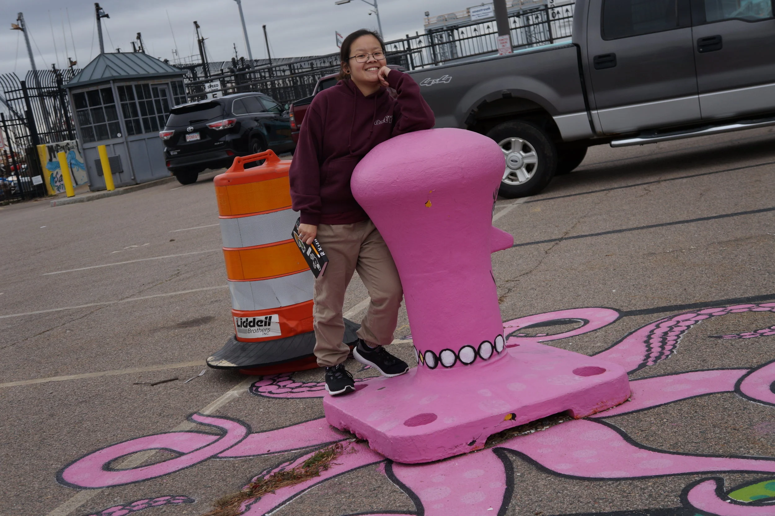  Checking out art at the port!     📸: Sabrina Fay 