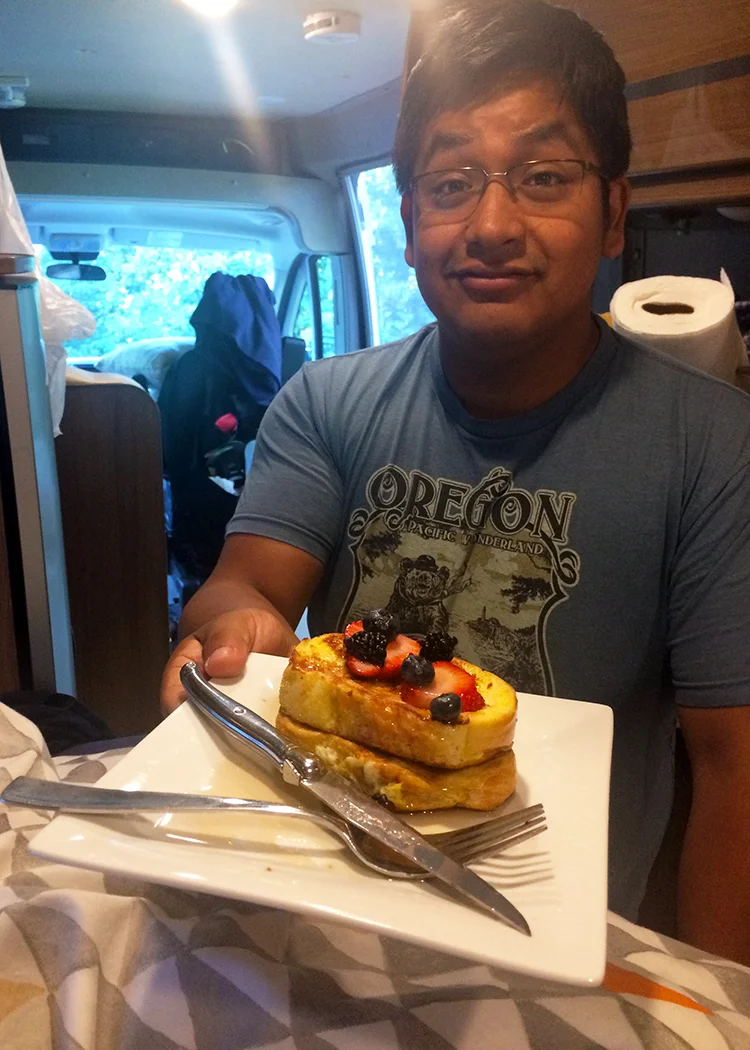 World class service at Casa Toohey...french toast delivered right to my van bed!