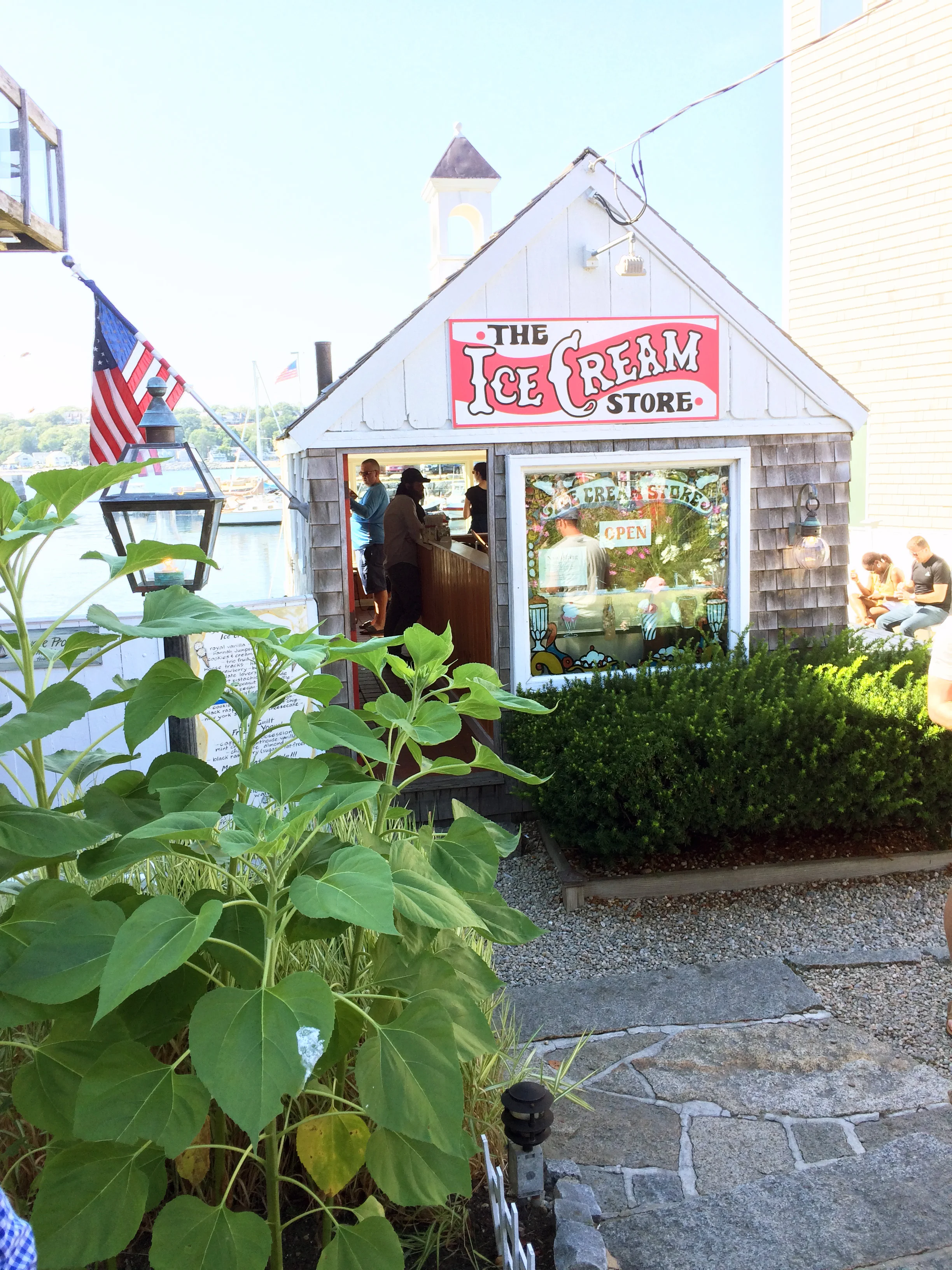 Bearskin Neck, MA