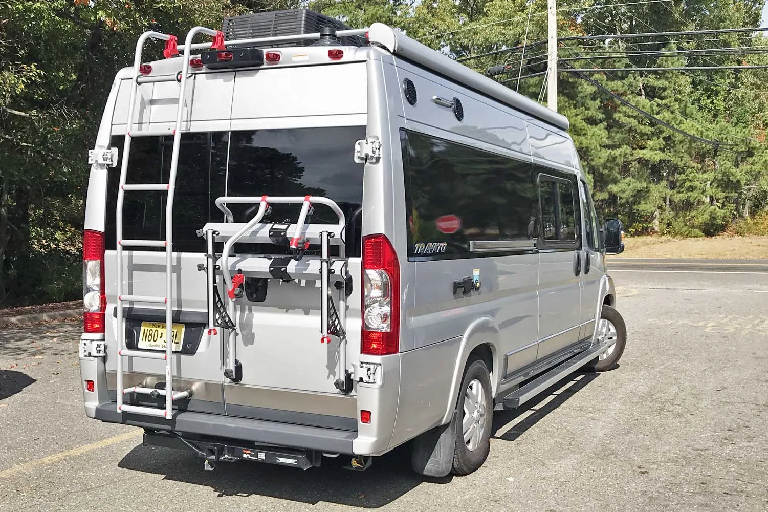 FIXED!! Notice anything different?.....We had the shop not put the Winnebago decal back on the right door for increased stealth boondocking performance!
