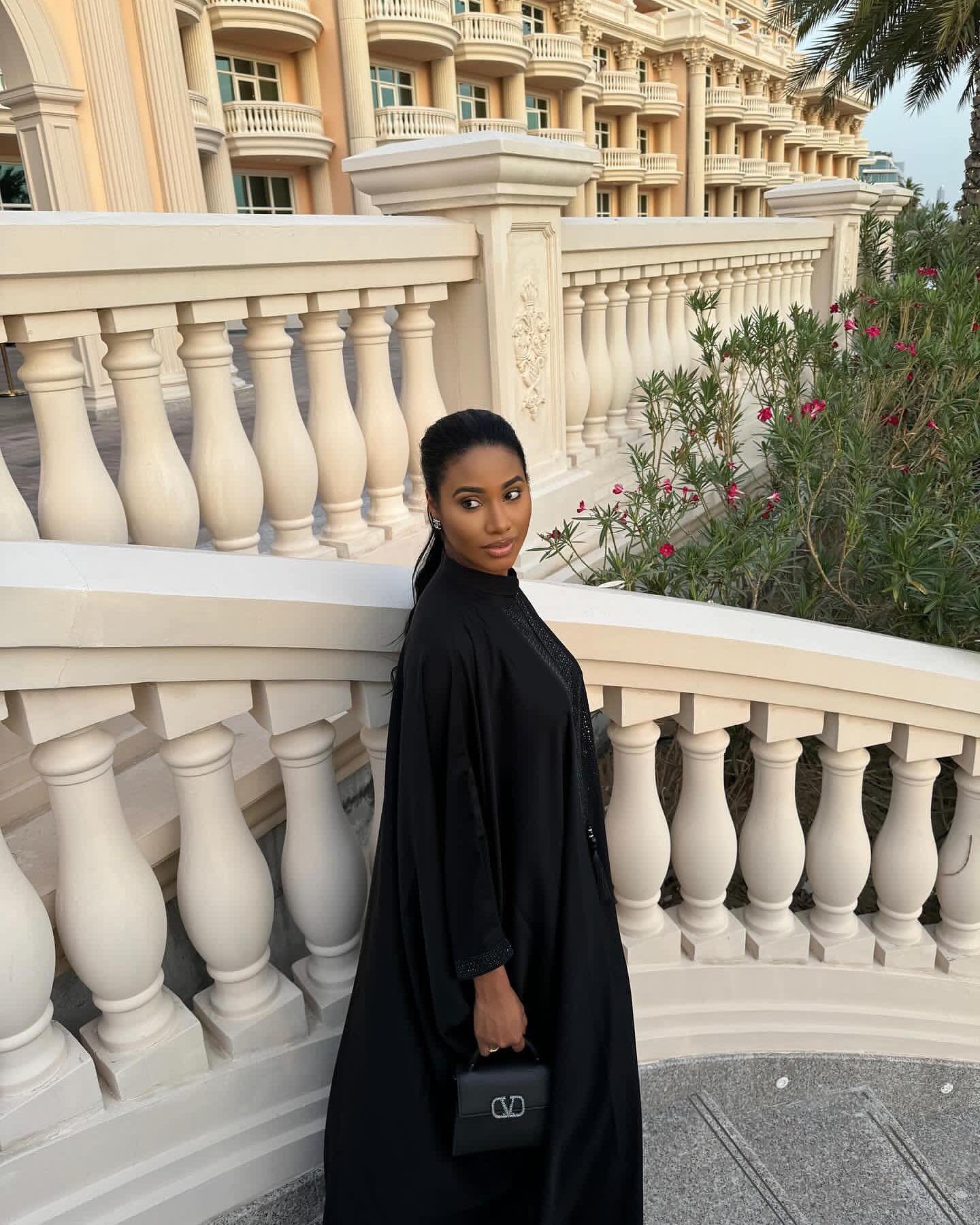 Our beautiful client wearing our crystal kaftan in black 🖤 
Limited edition only 1 piece remains 
DM to order 💬 
Same day shipping available in Dubai, express shipping worldwide with DHL 🚚