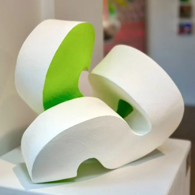  Form Green) H33W32D32cms 