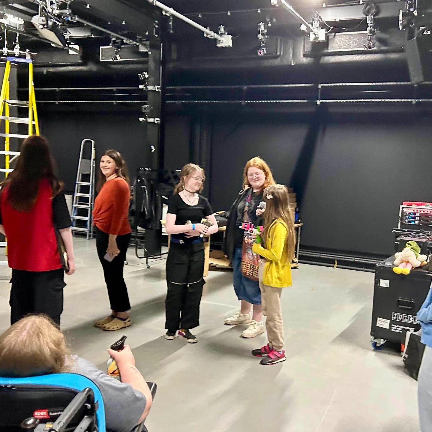 We had an amazing Ctrl Alt Create session this week! We had the brilliant @silksutures from CryBaby Studios tell us all about the beautiful new game she is working on, and the students got a tour of the new media lab at @qubelfast. On top of that we