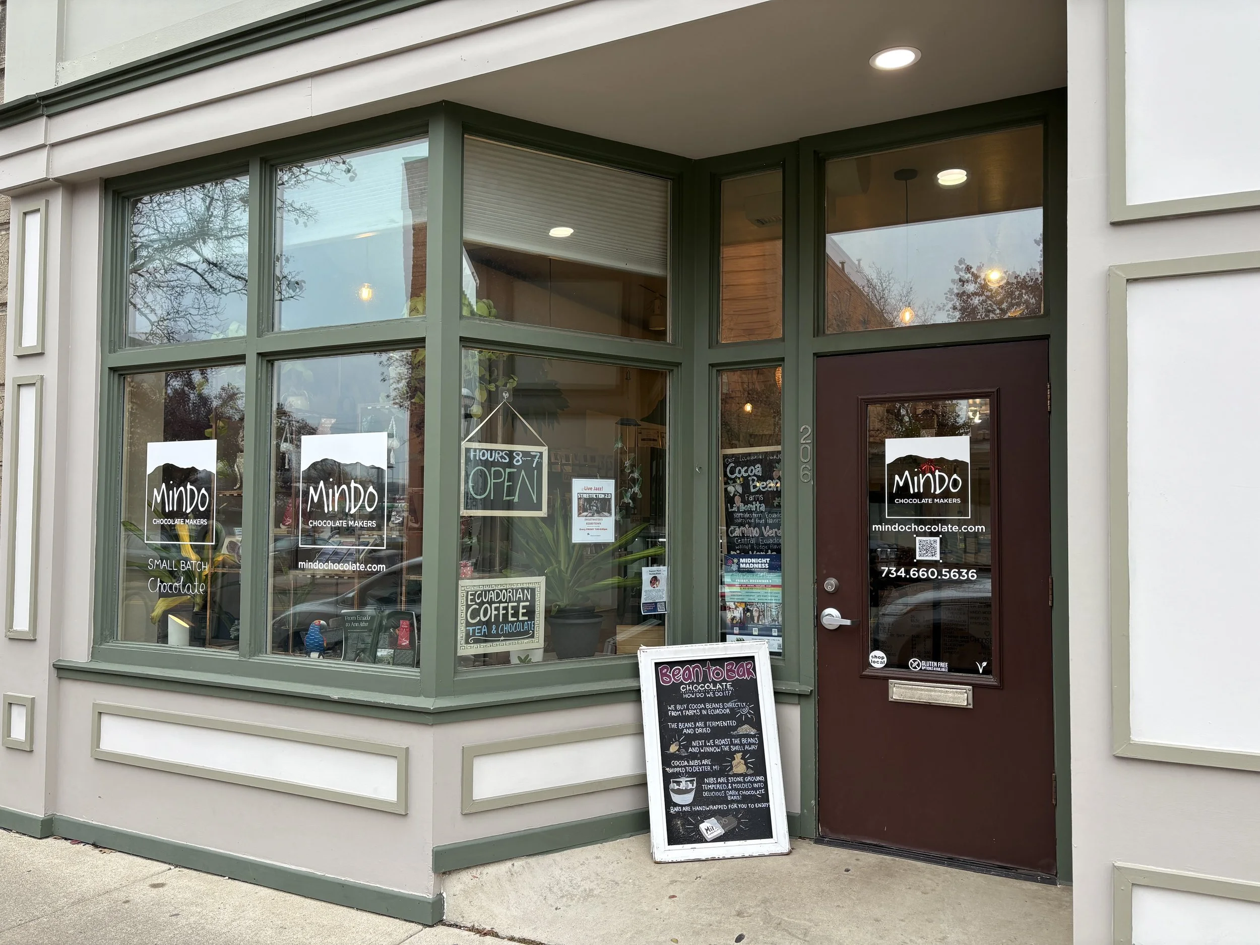 IMG_3313 - Mindo Chocolate Makers.jpg