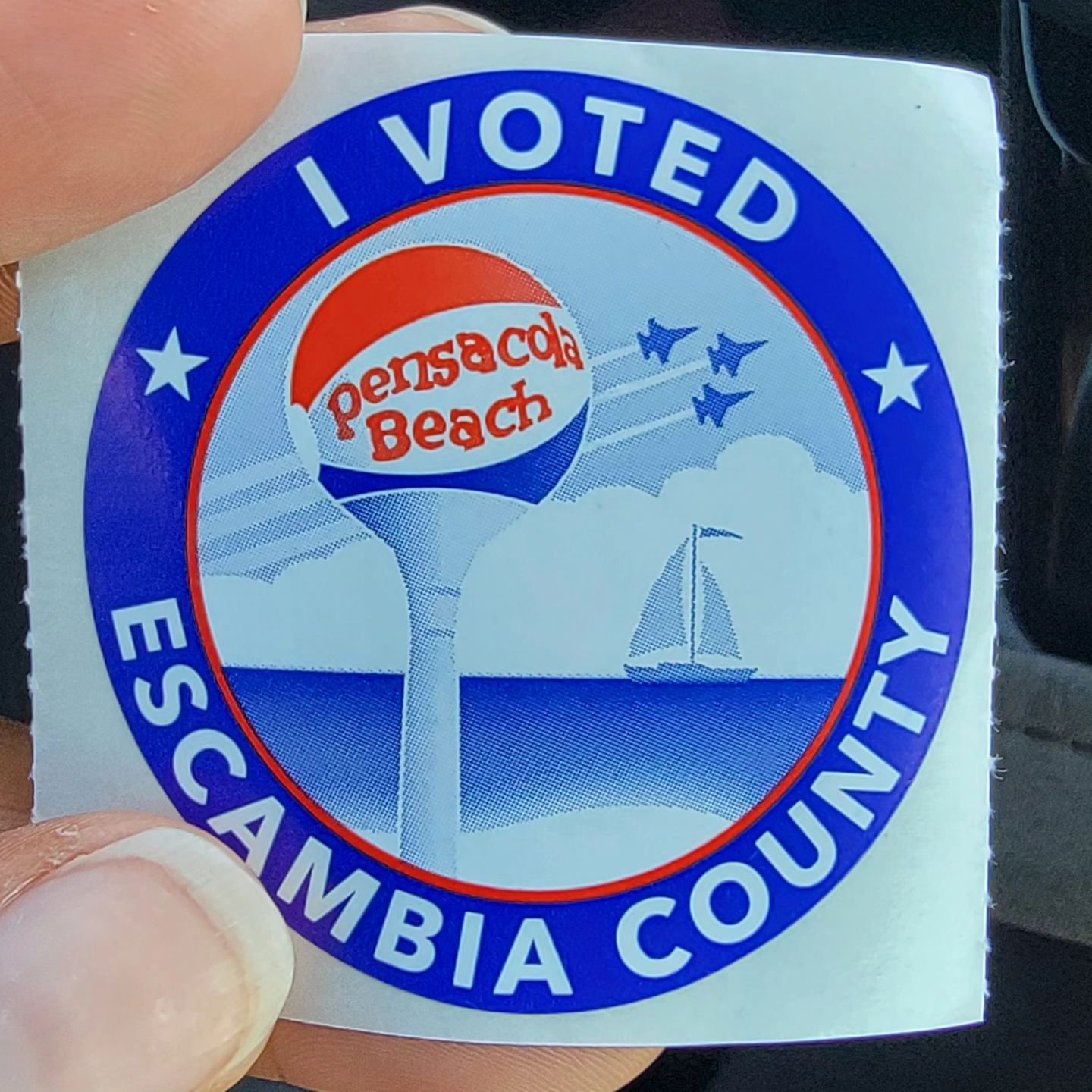 🗳Friendly Reminder:🗳
Early voting is October 21st to November 2nd. Mail in ballots were due Oct. 24. Election Day is Nov. 5!
