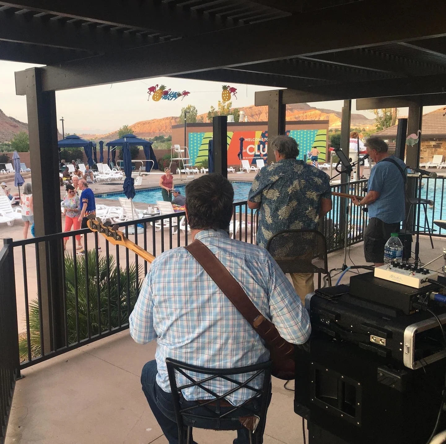 A Parrot Party to kick off Summer!