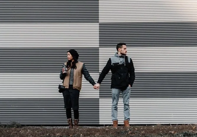 3 Questions to Ask When Your Dating Relationship Feels “Dry”